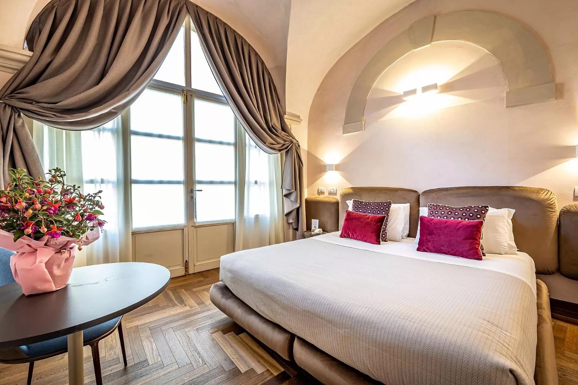 Bedroom, Bed in Hotel La Scaletta al Ponte Vecchio