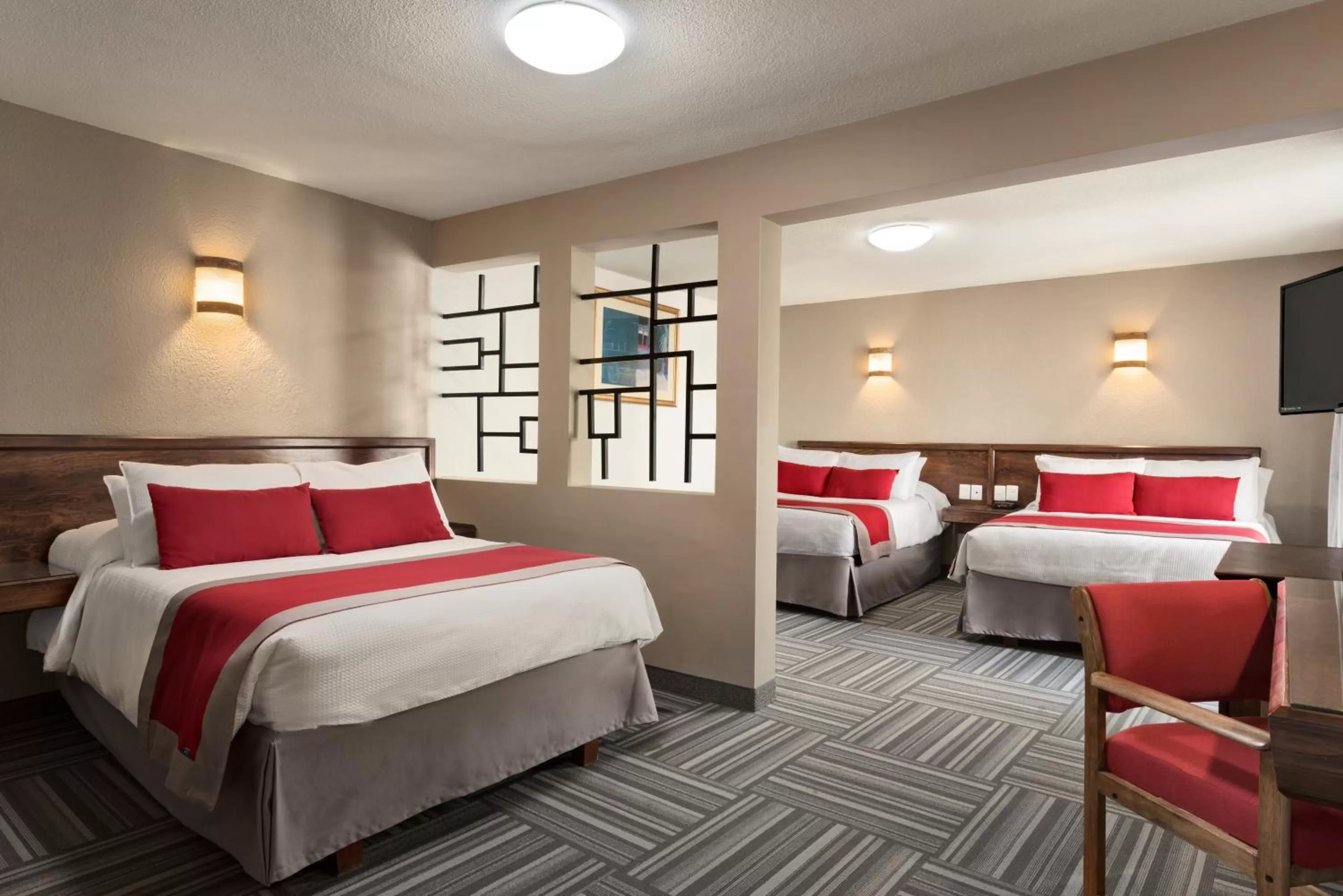 Photo of the whole room, Bed in Ramada Plaza by Wyndham Leon