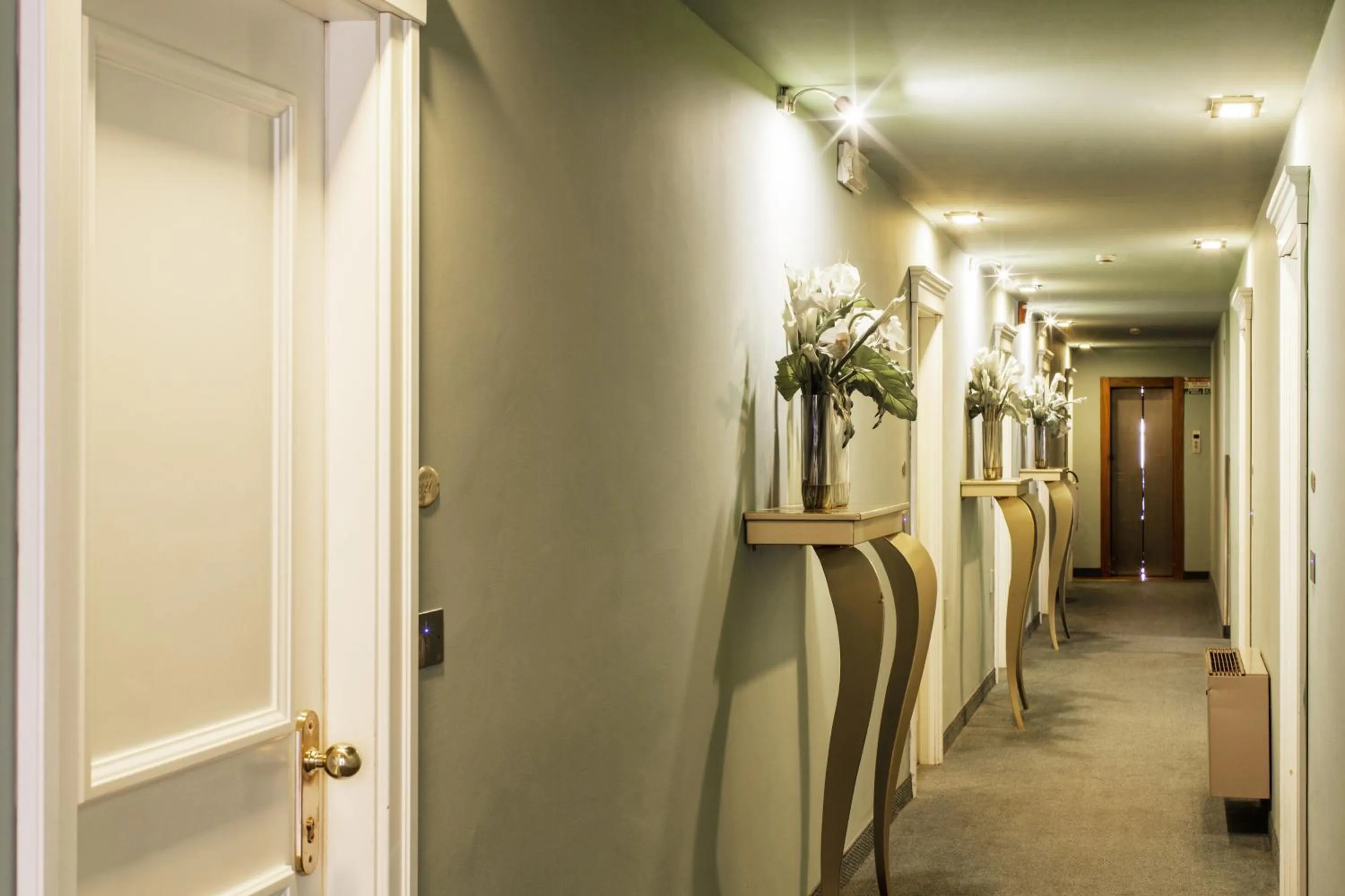 Other in Adua & Regina di Saba Wellness & Beauty