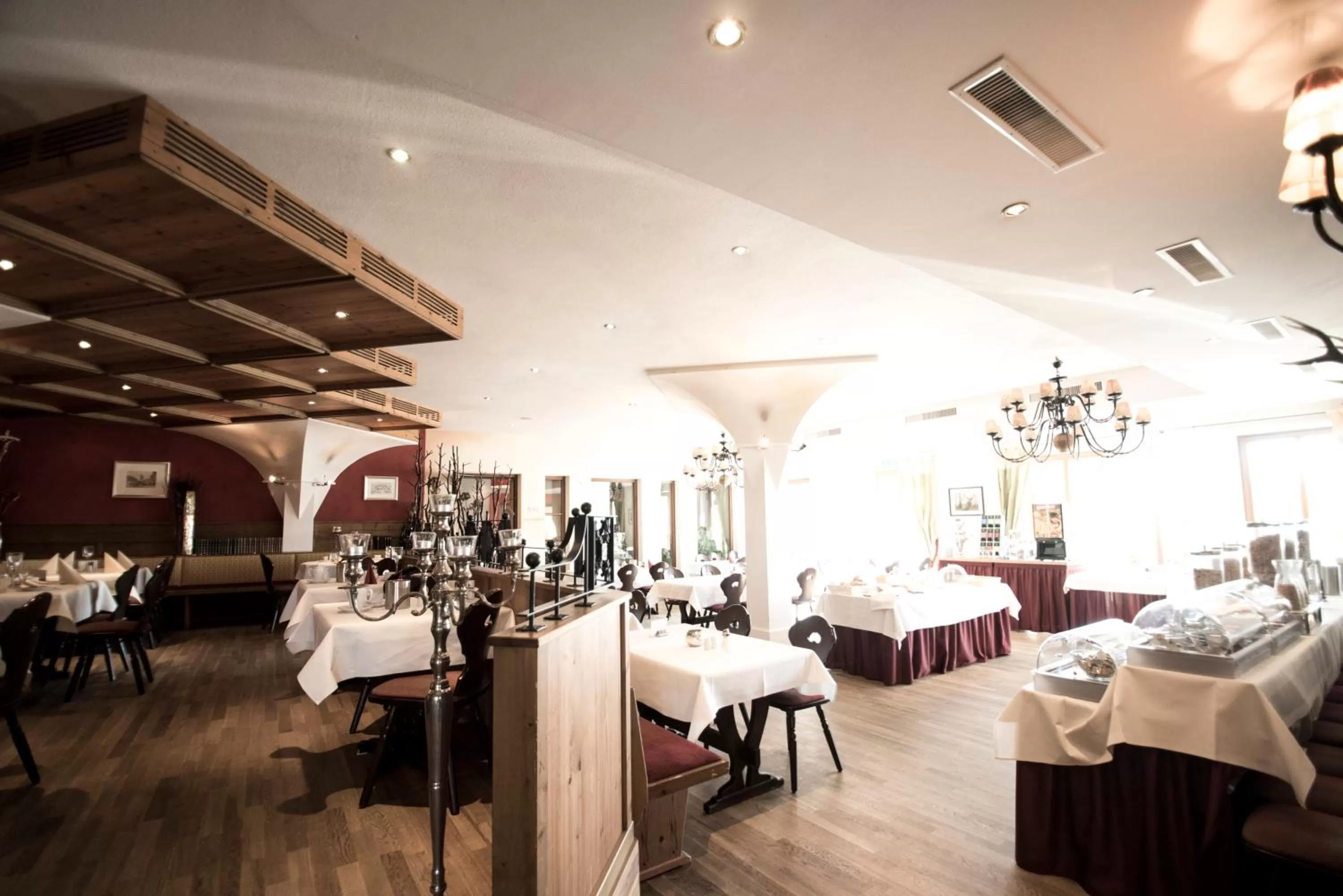 Restaurant/places to eat in Hotel Linde