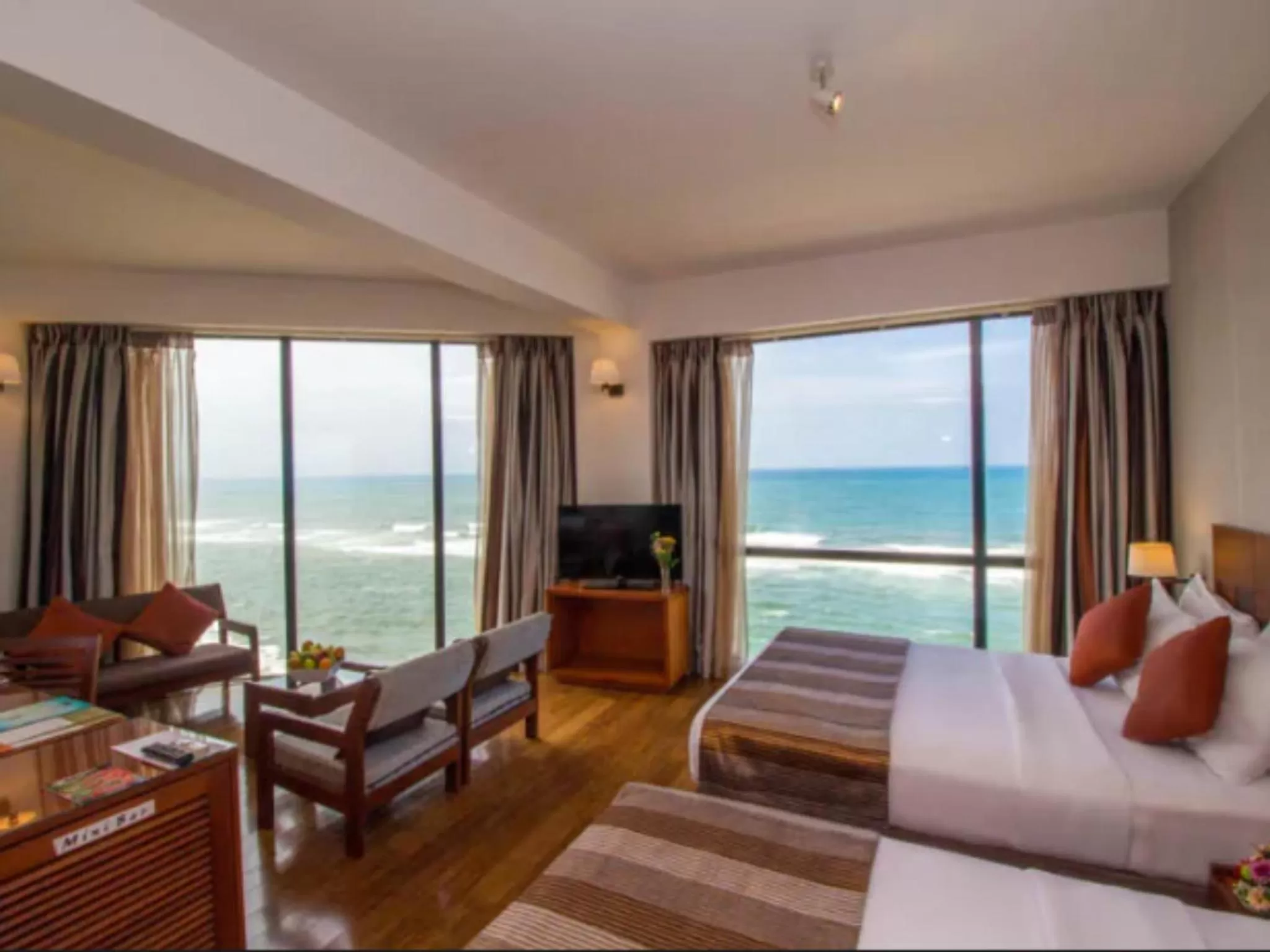 View (from property/room), Bed in The Ocean Colombo - Guaranteed Sea View Rooms