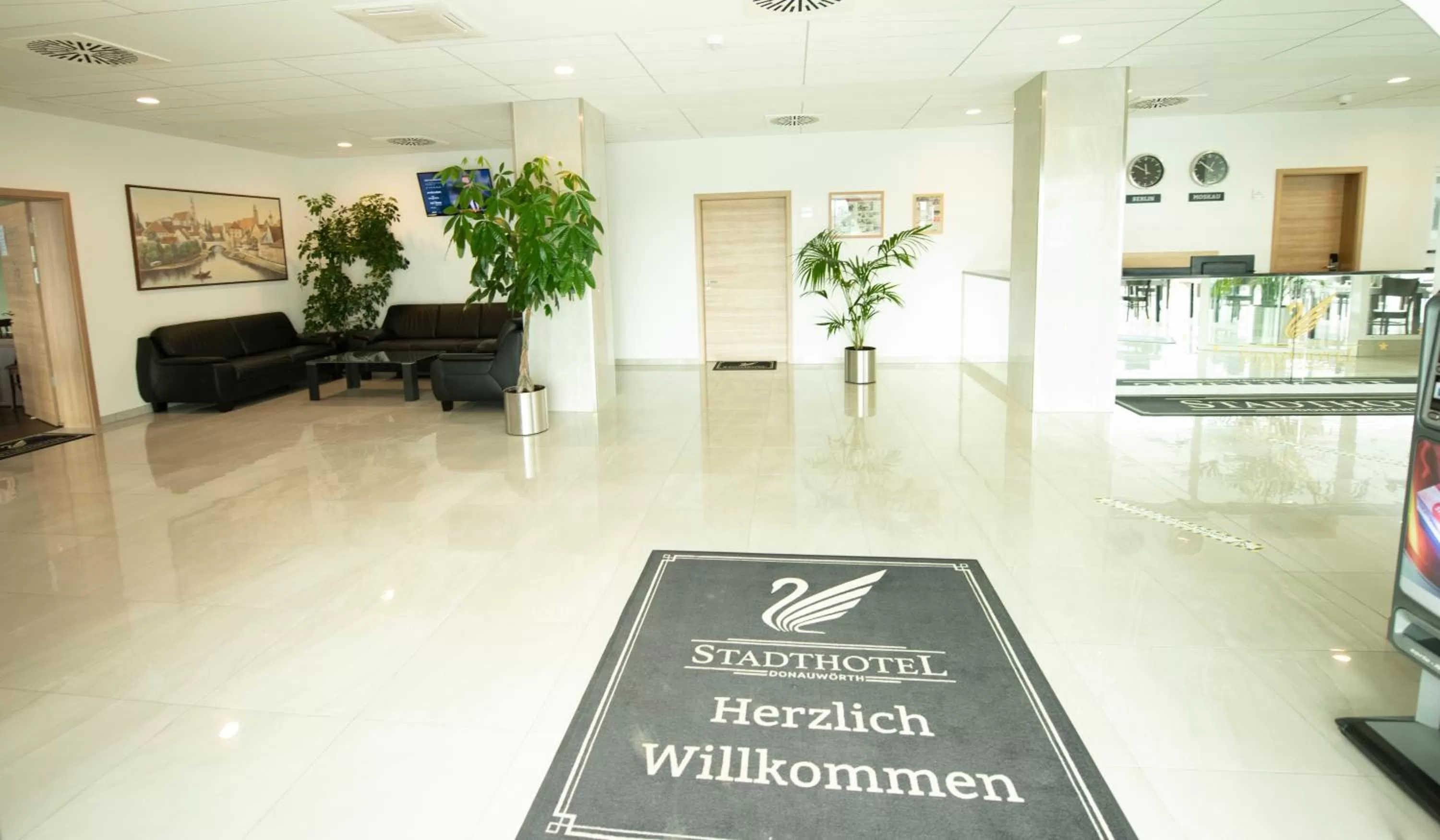Lobby/Reception in Stadthotel Donauwörth