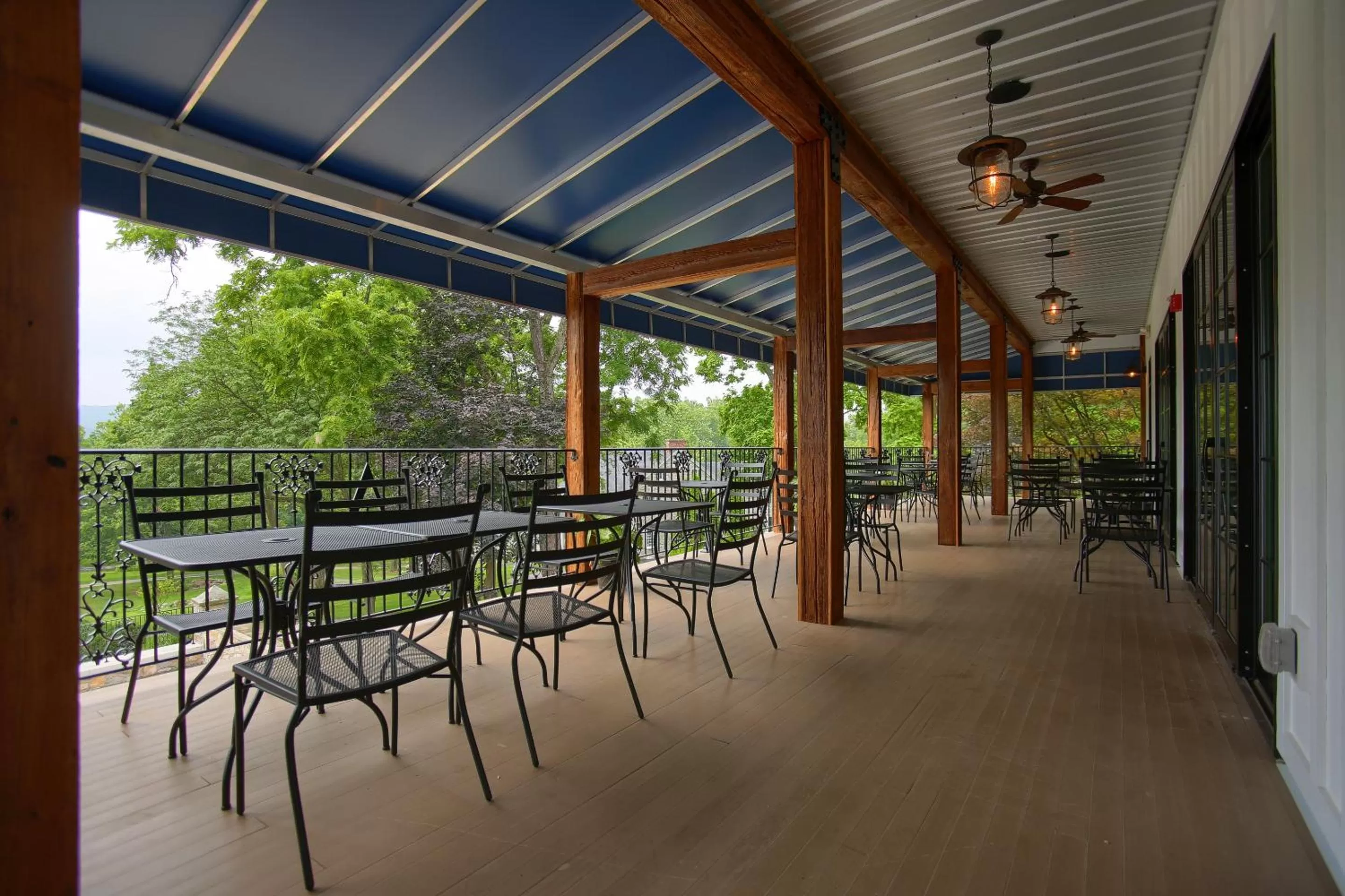 Restaurant/places to eat in Allenberry Resort