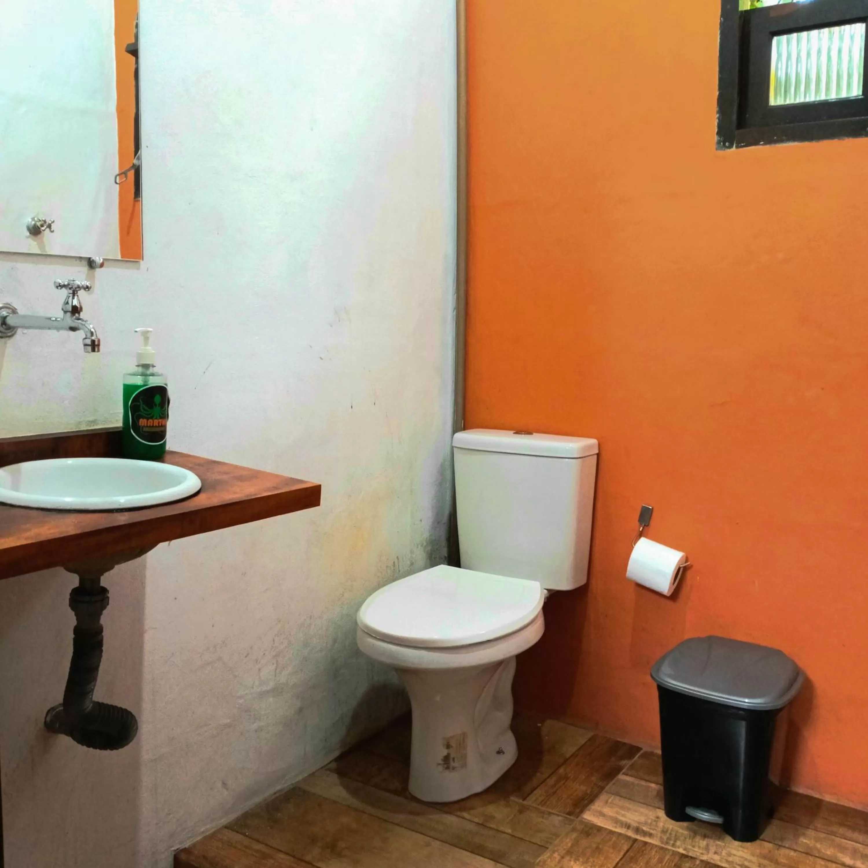 Bathroom in Pousada e Hostel Marthi