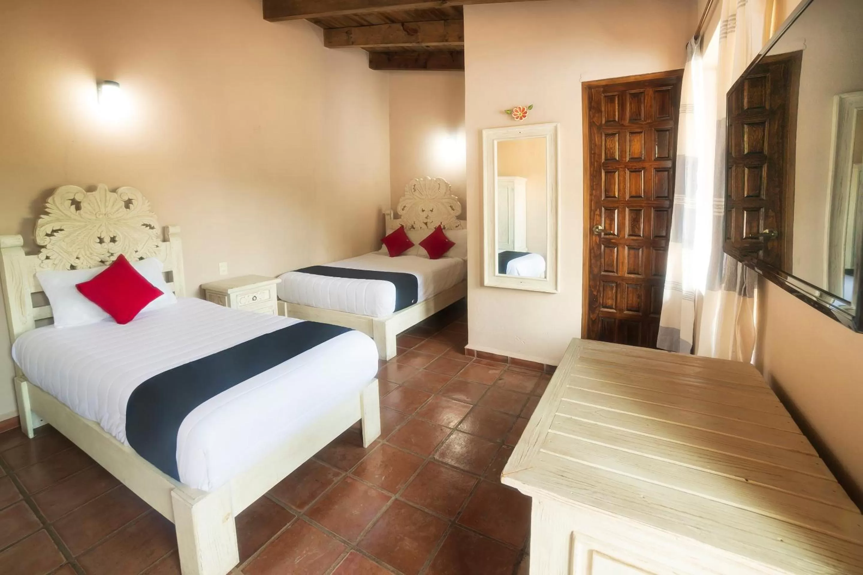 Bedroom, Bed in Hotel Rincon Soñado, Valle de Bravo