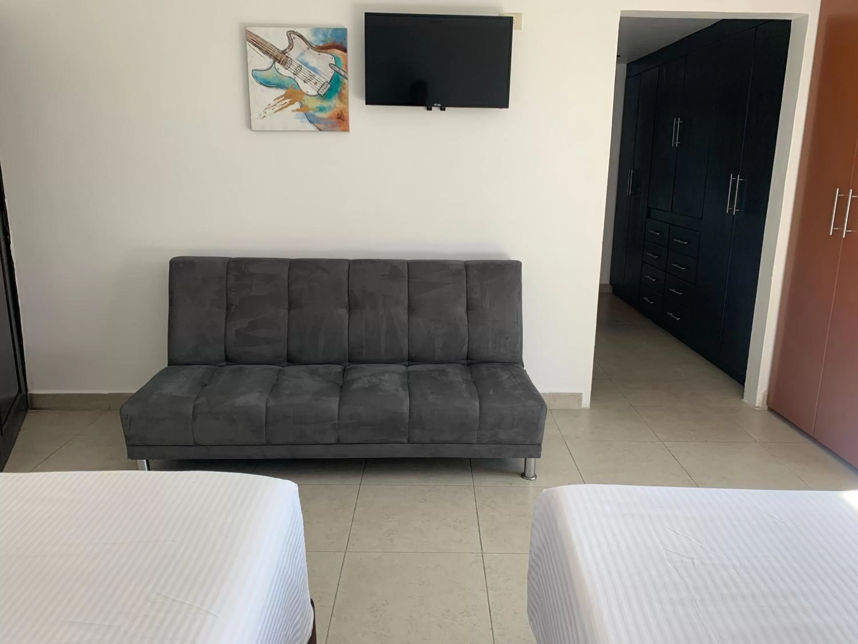 TV and multimedia in Hotel Escala Puebla Centro