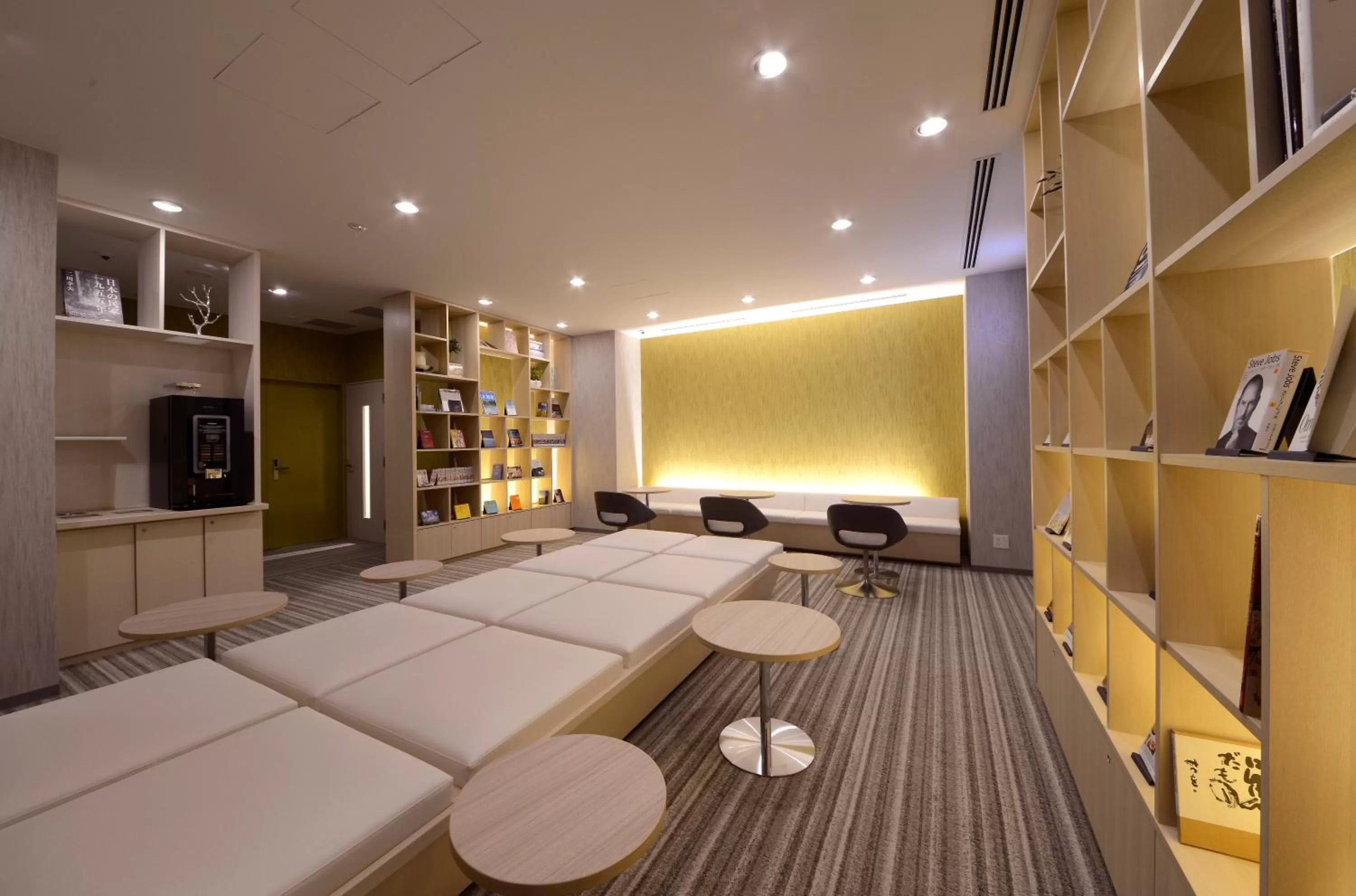 Seating area in JR Inn Sapporo-eki Minami-guchi