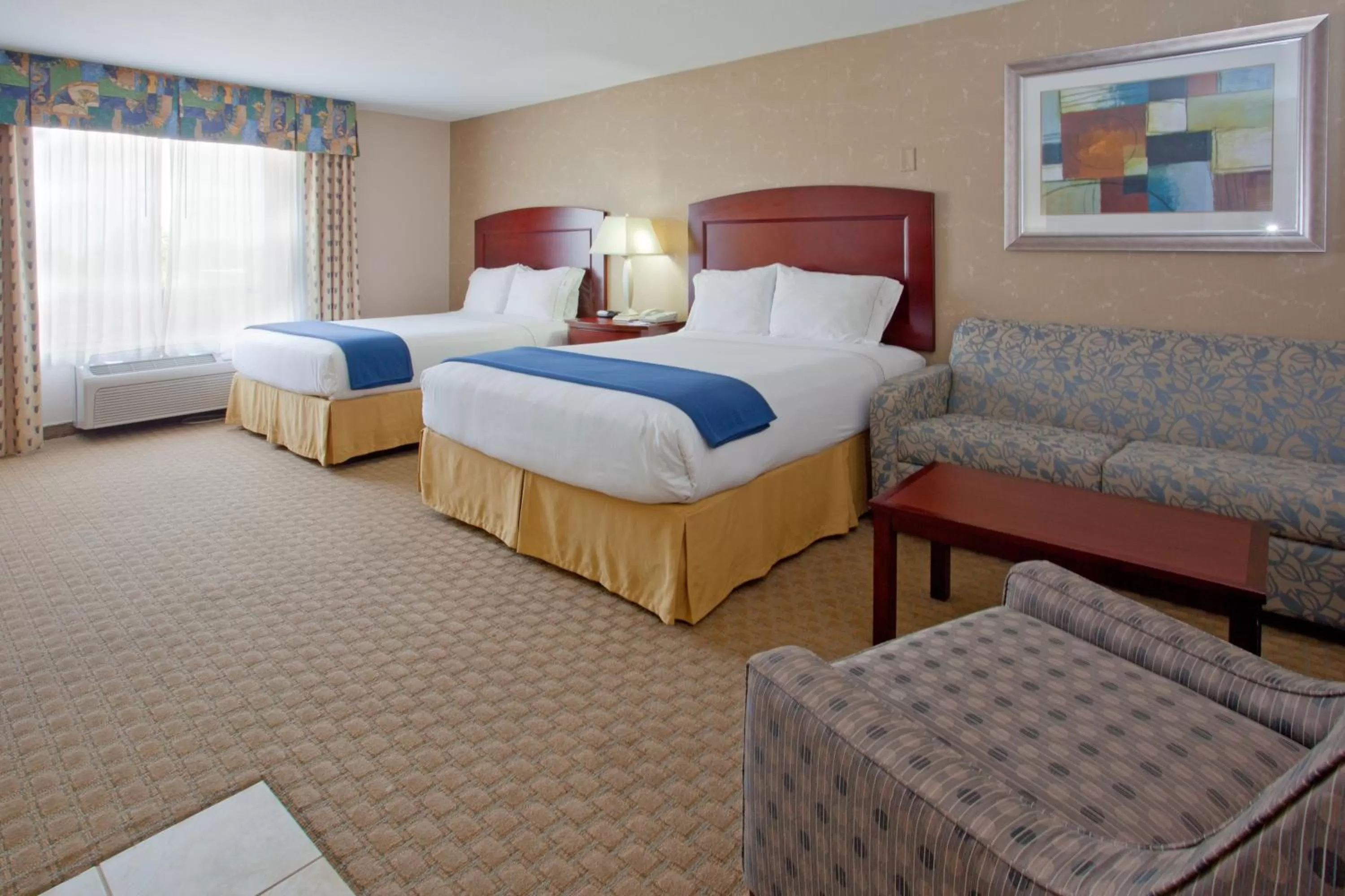 Bedroom, Bed in Holiday Inn Express & Suites College Station by IHG