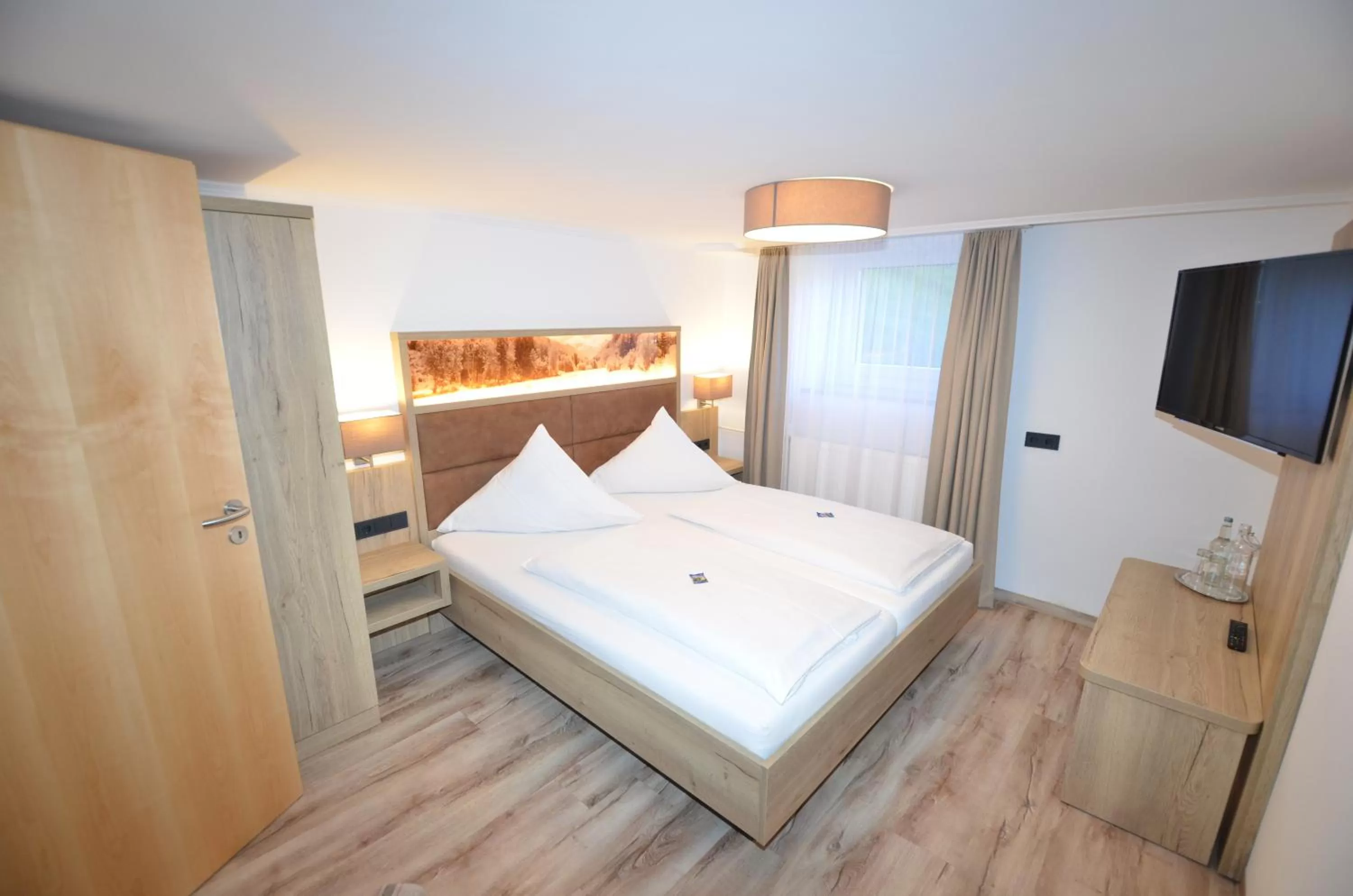 Photo of the whole room, Bed in Naturhotel Café Waldesruhe