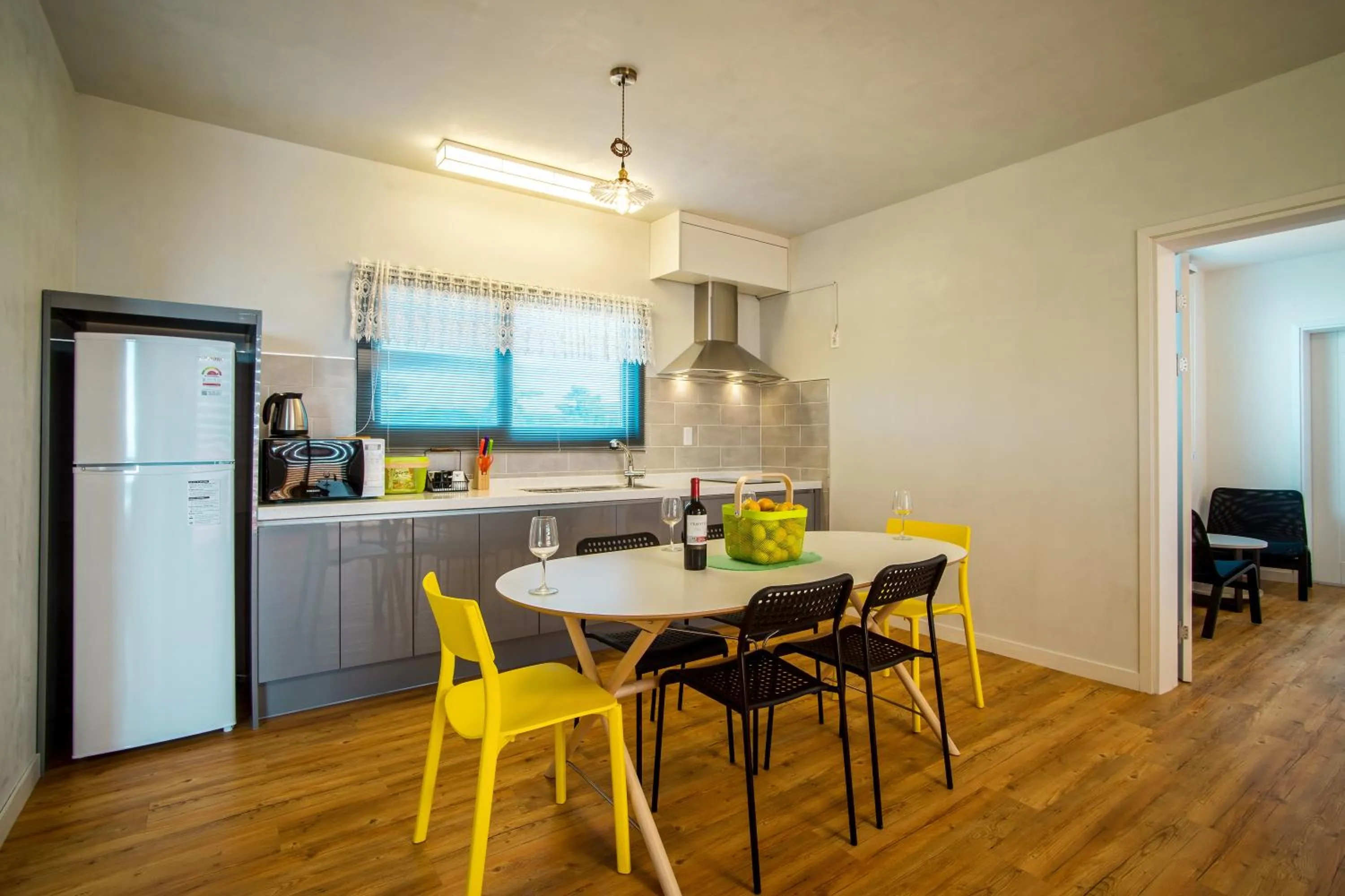 Communal kitchen in Poema Stay Pension