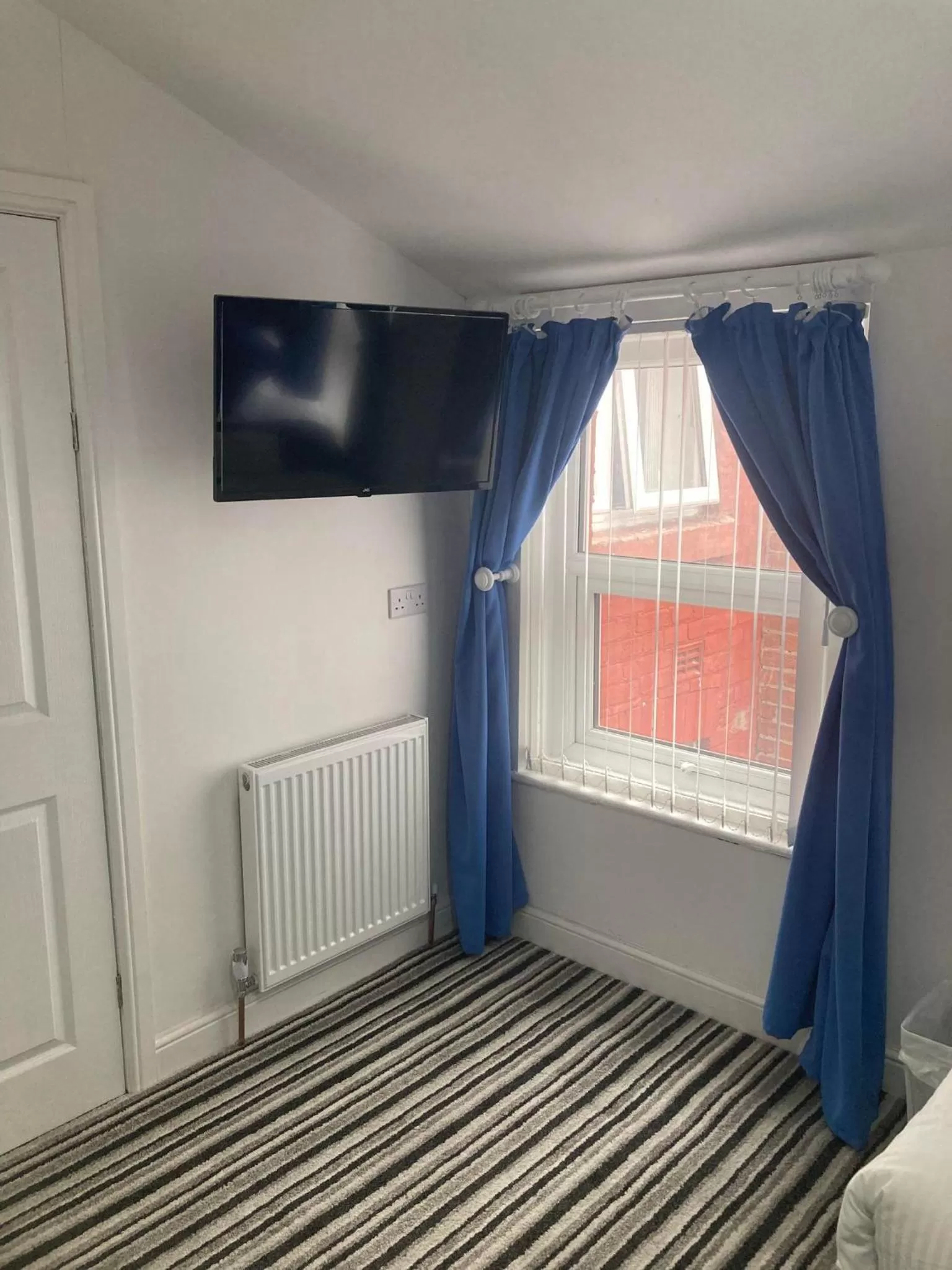 TV/Entertainment Center in The New Astoria Hotel