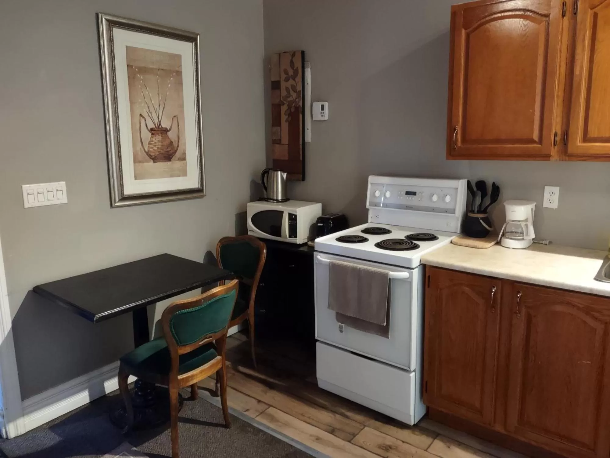 Coffee/tea facilities in The King George Inn