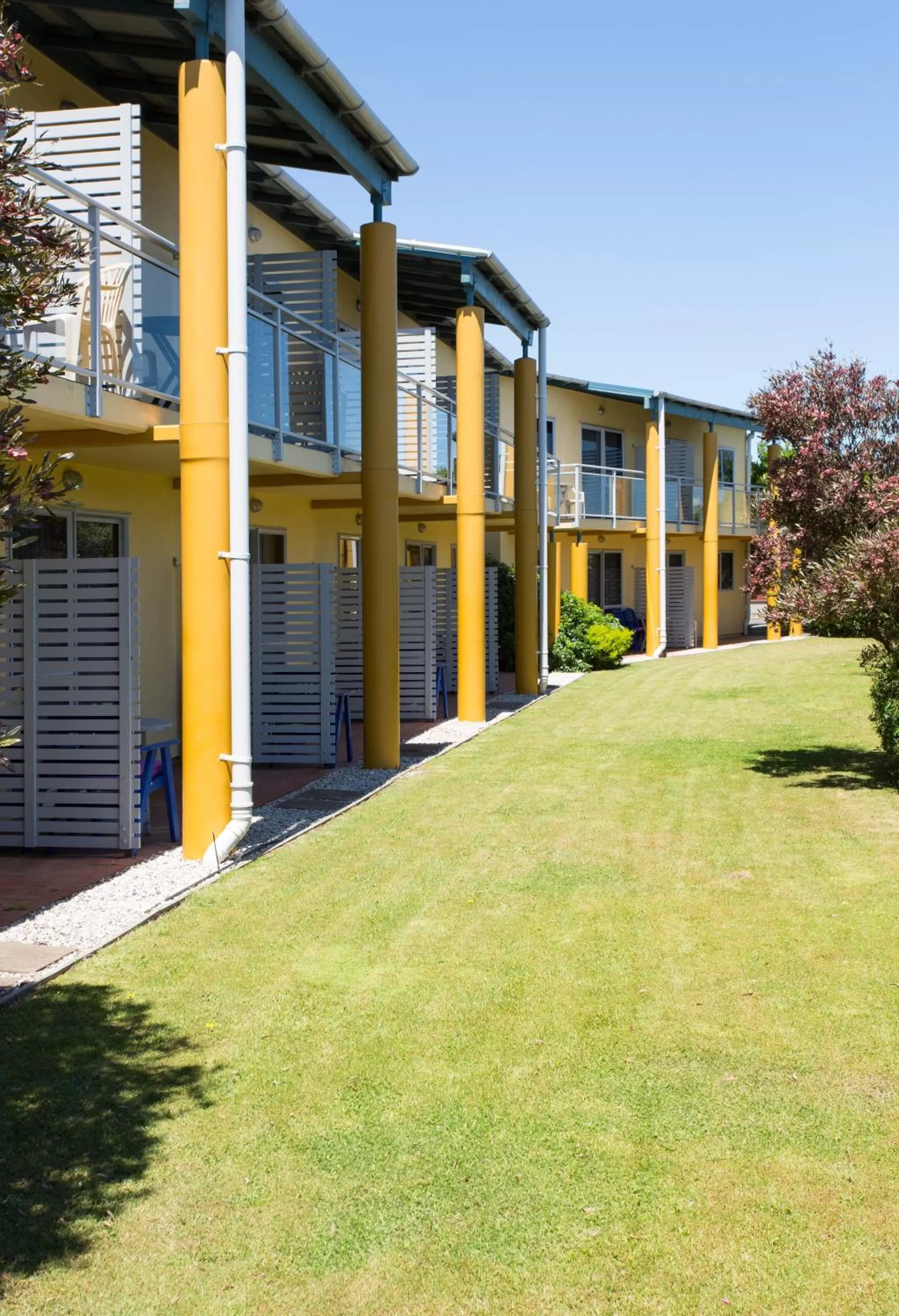 Facade/entrance in Greens Motel