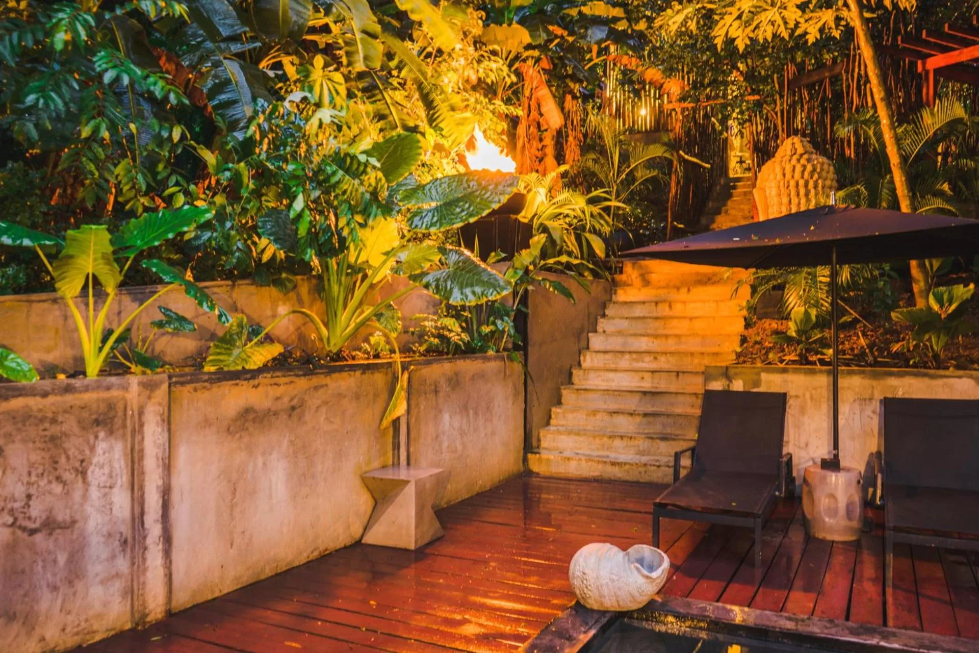 Garden in Saboga Lodge