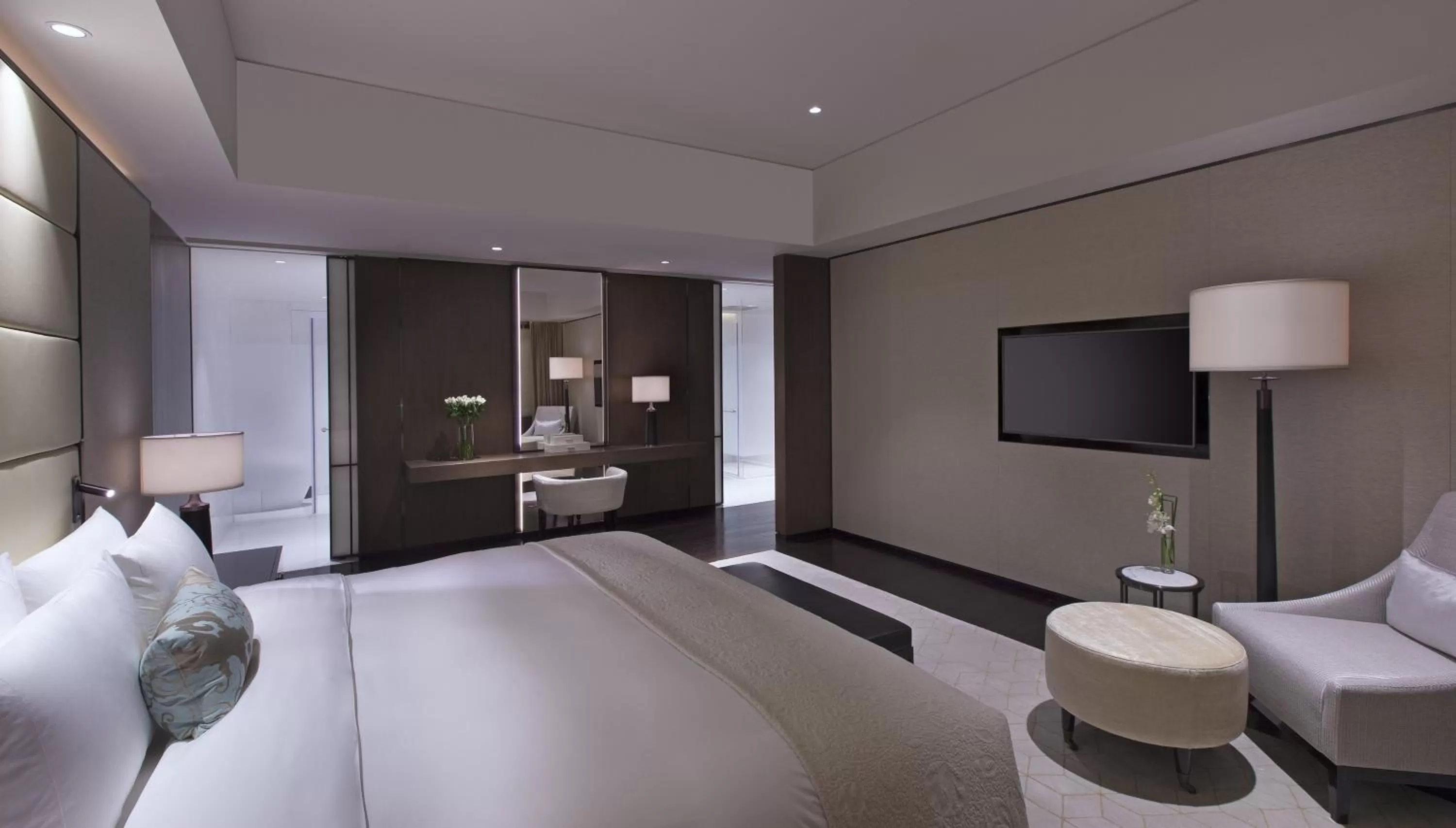 Bedroom, Bed in Niccolo Chengdu