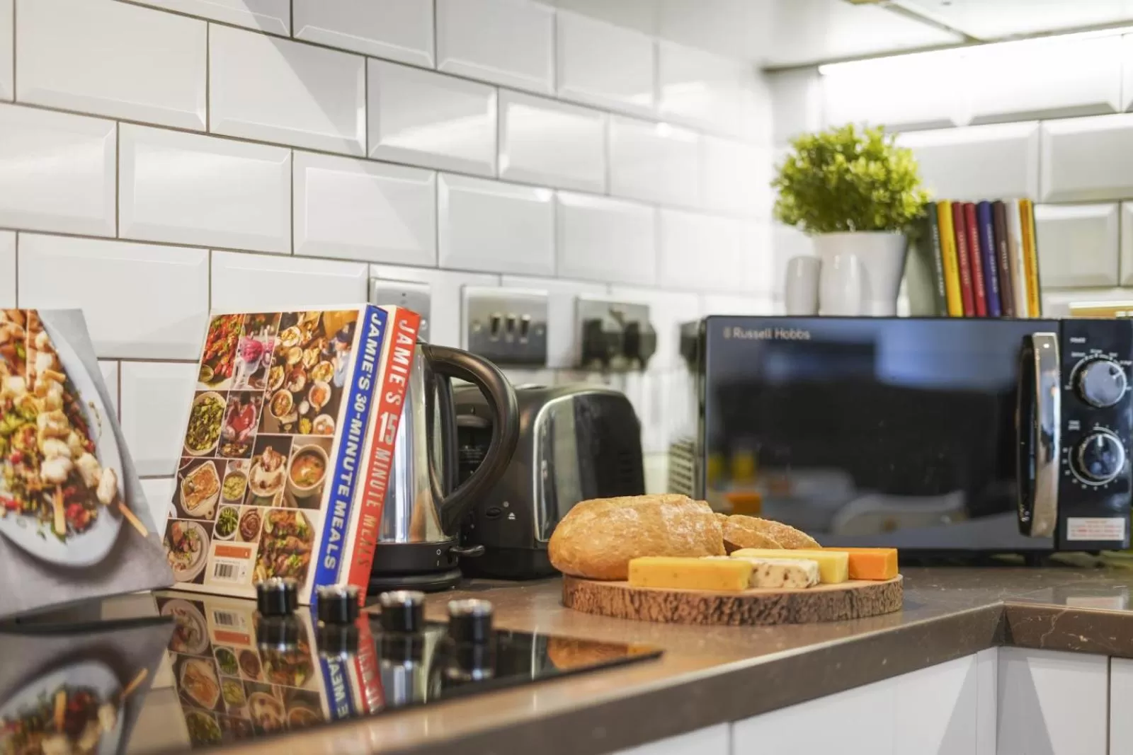 Coffee/tea facilities in Onyx O2 Arena Brindley Place Broad Street Large Spacious Apartment