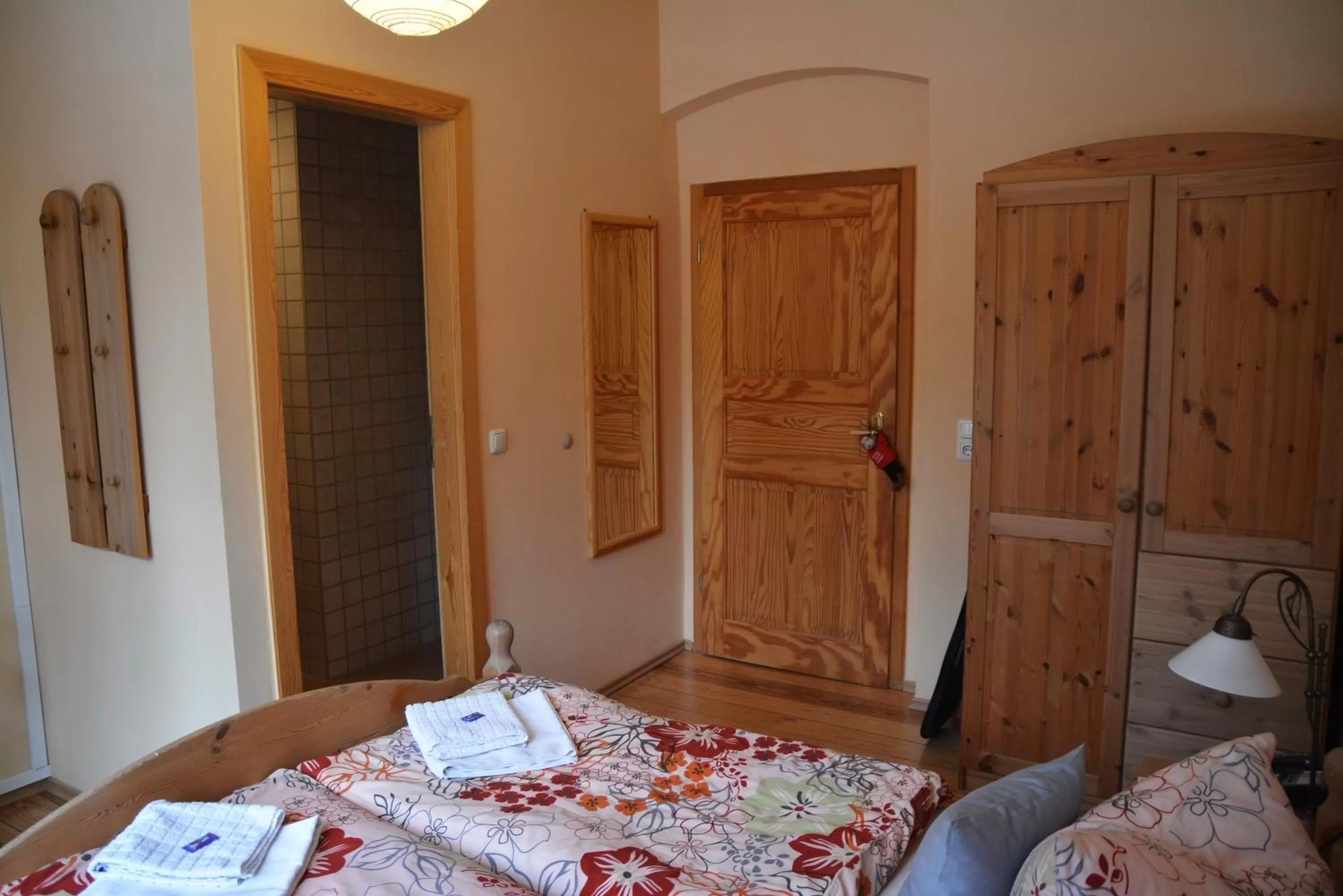 Bedroom, Bed in Landgasthof Alter Bahnhof