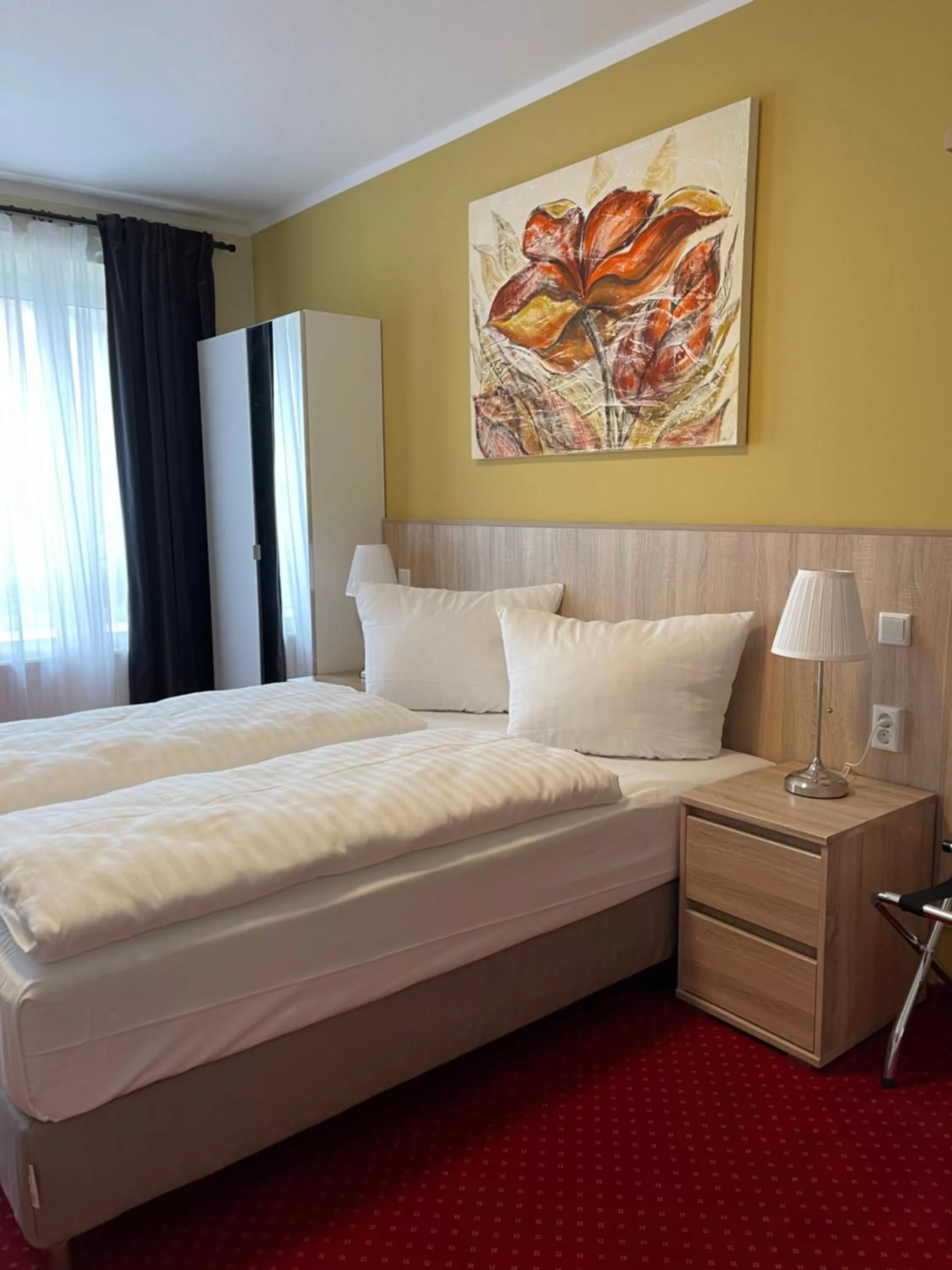 Photo of the whole room, Bed in Palm Premium Hotel & Apartments