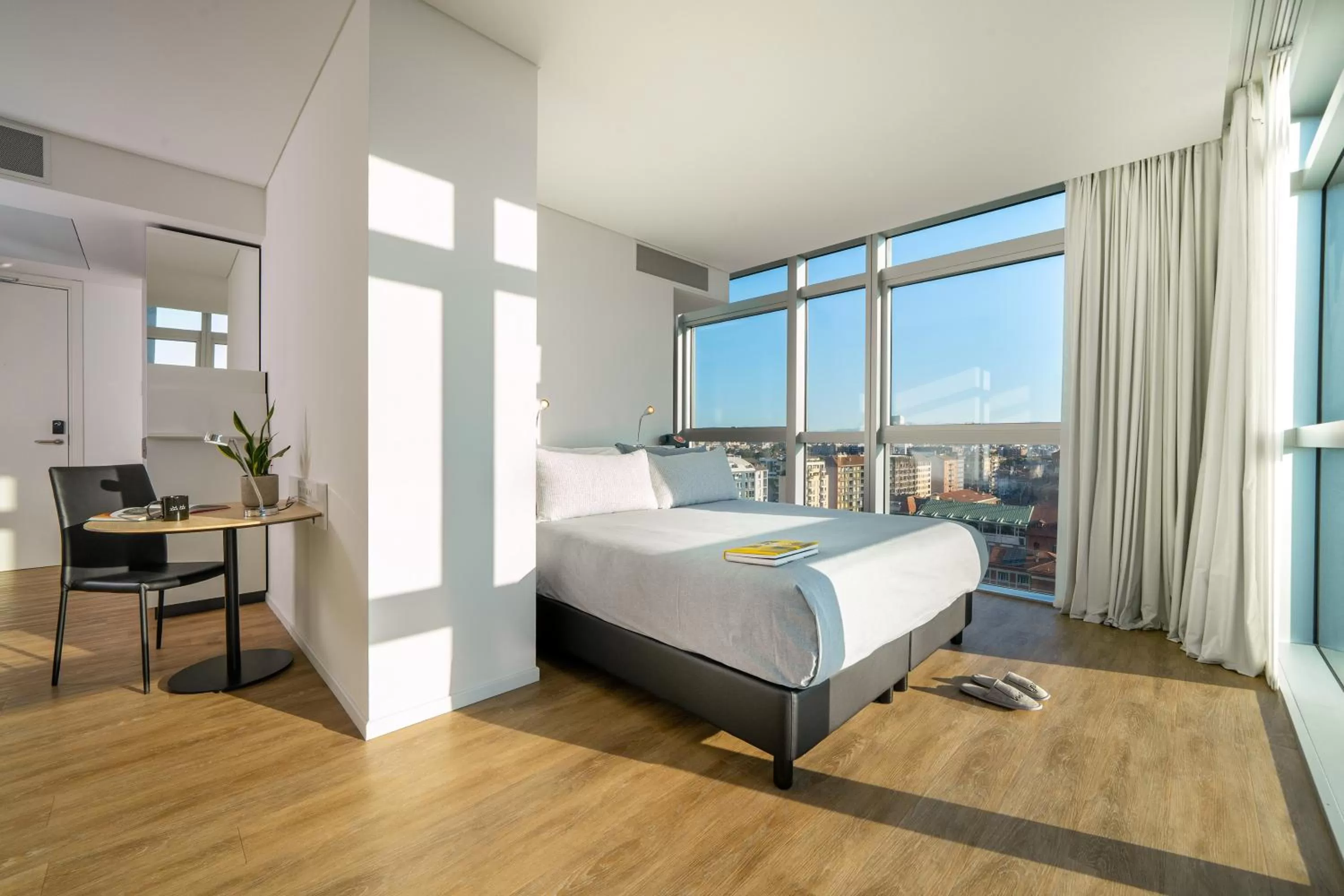 Bed in INNSiDE by Meliá Milano Torre GalFa