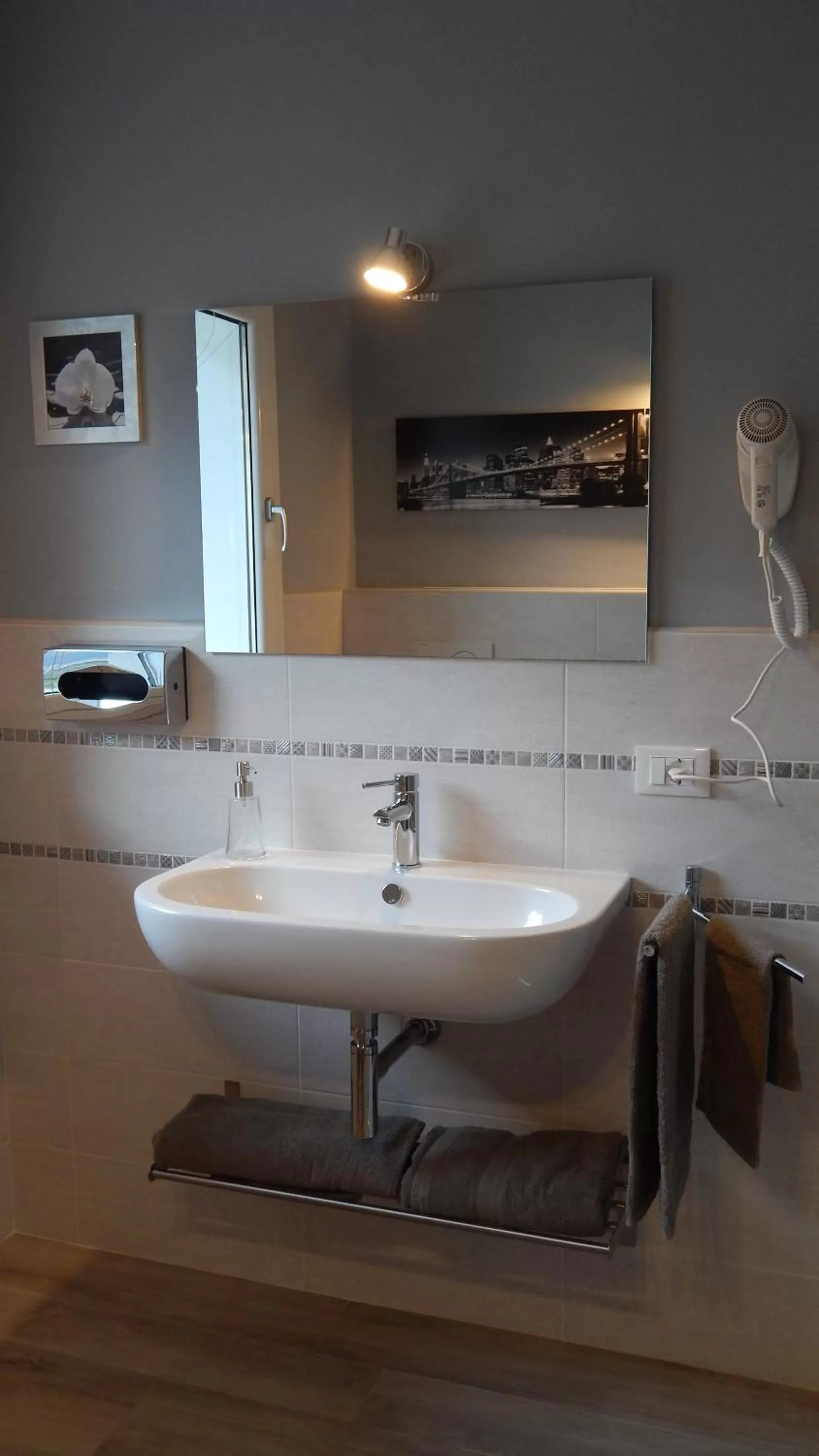 Toilet, Bathroom in Flyingaway