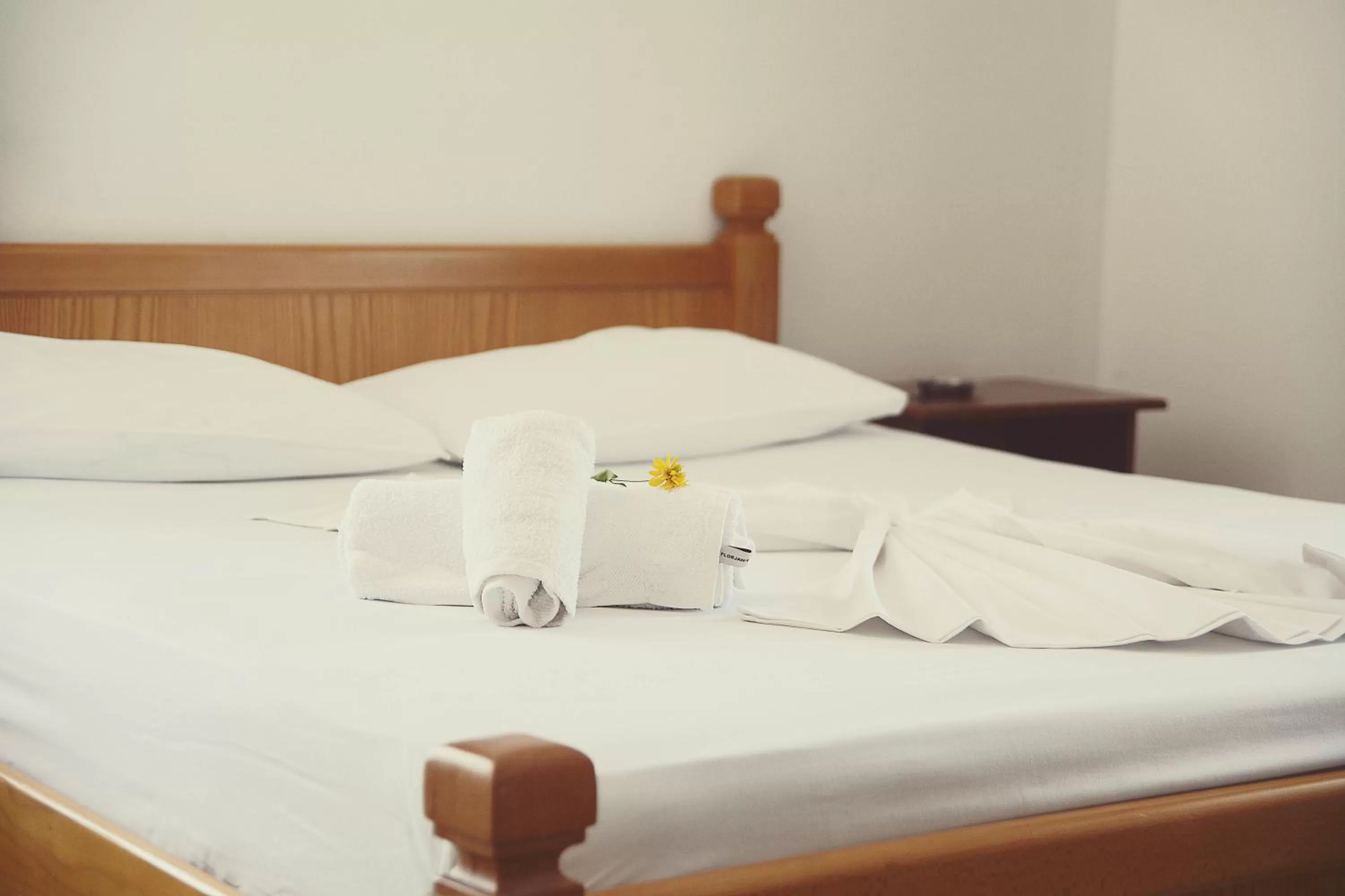 Bed in Hotel Floga