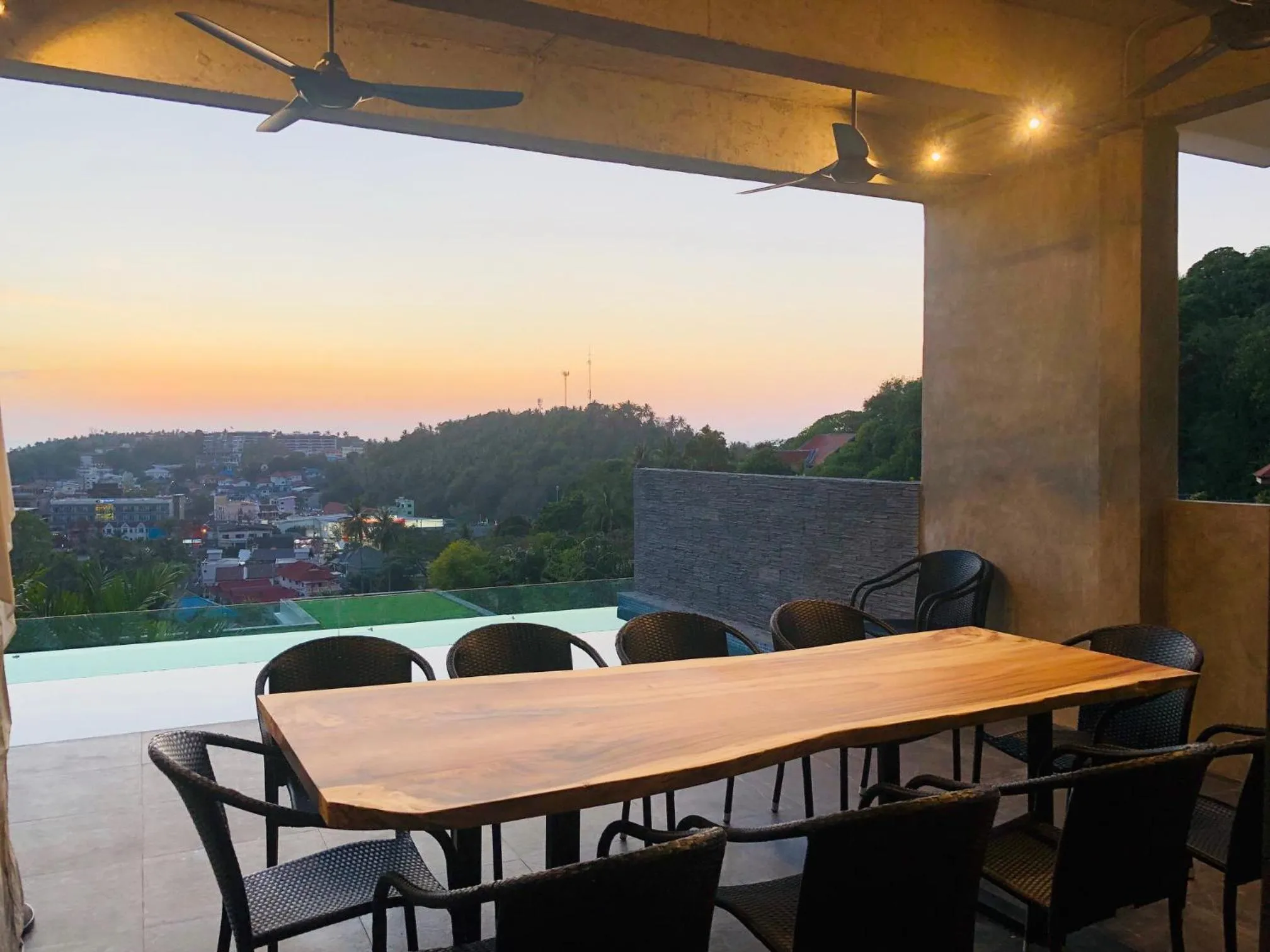 Dining area in Baan Saint-Tropez Seaview Villas Kata Beach