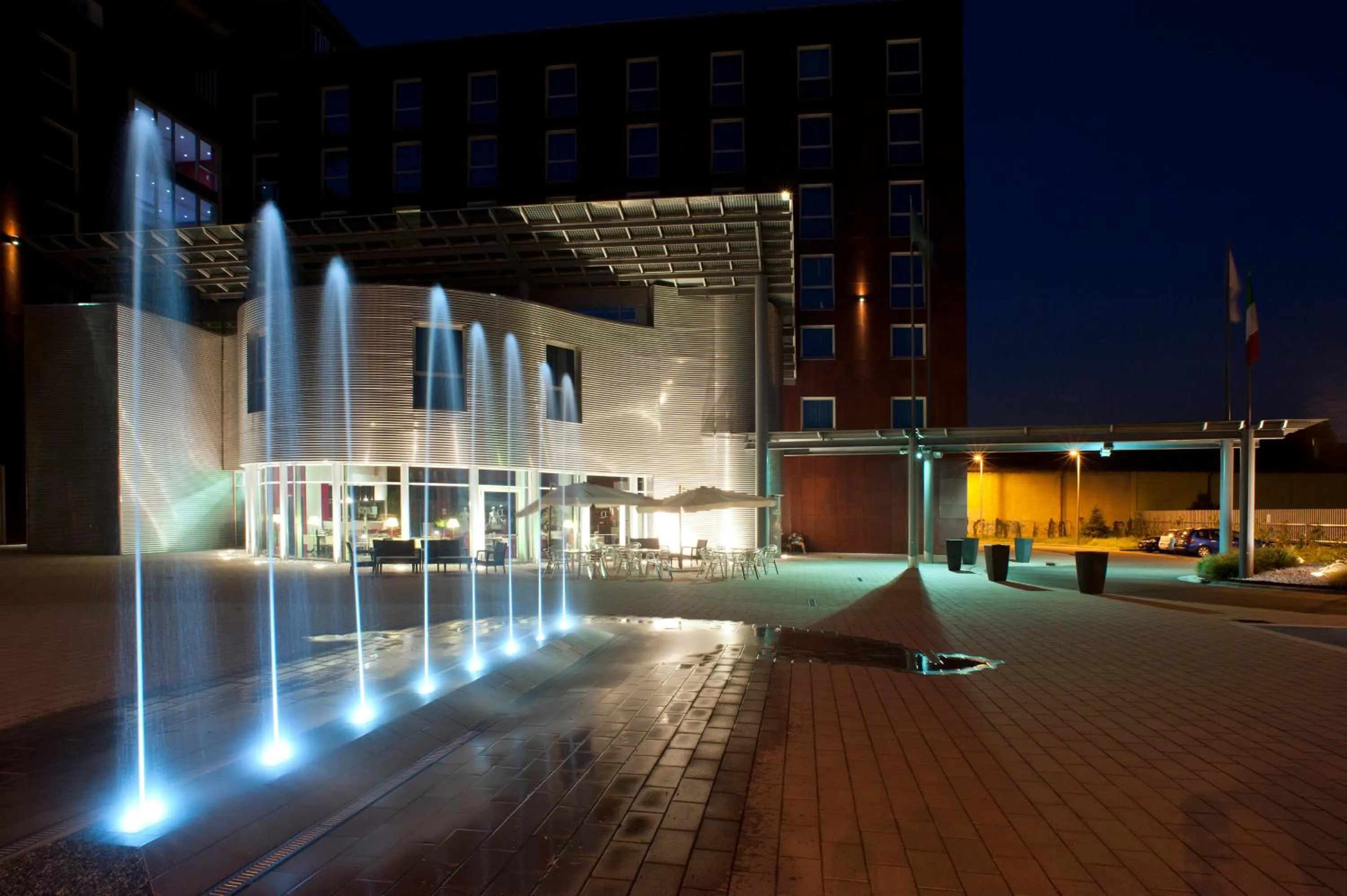 Facade/entrance in Domina Milano Fiera