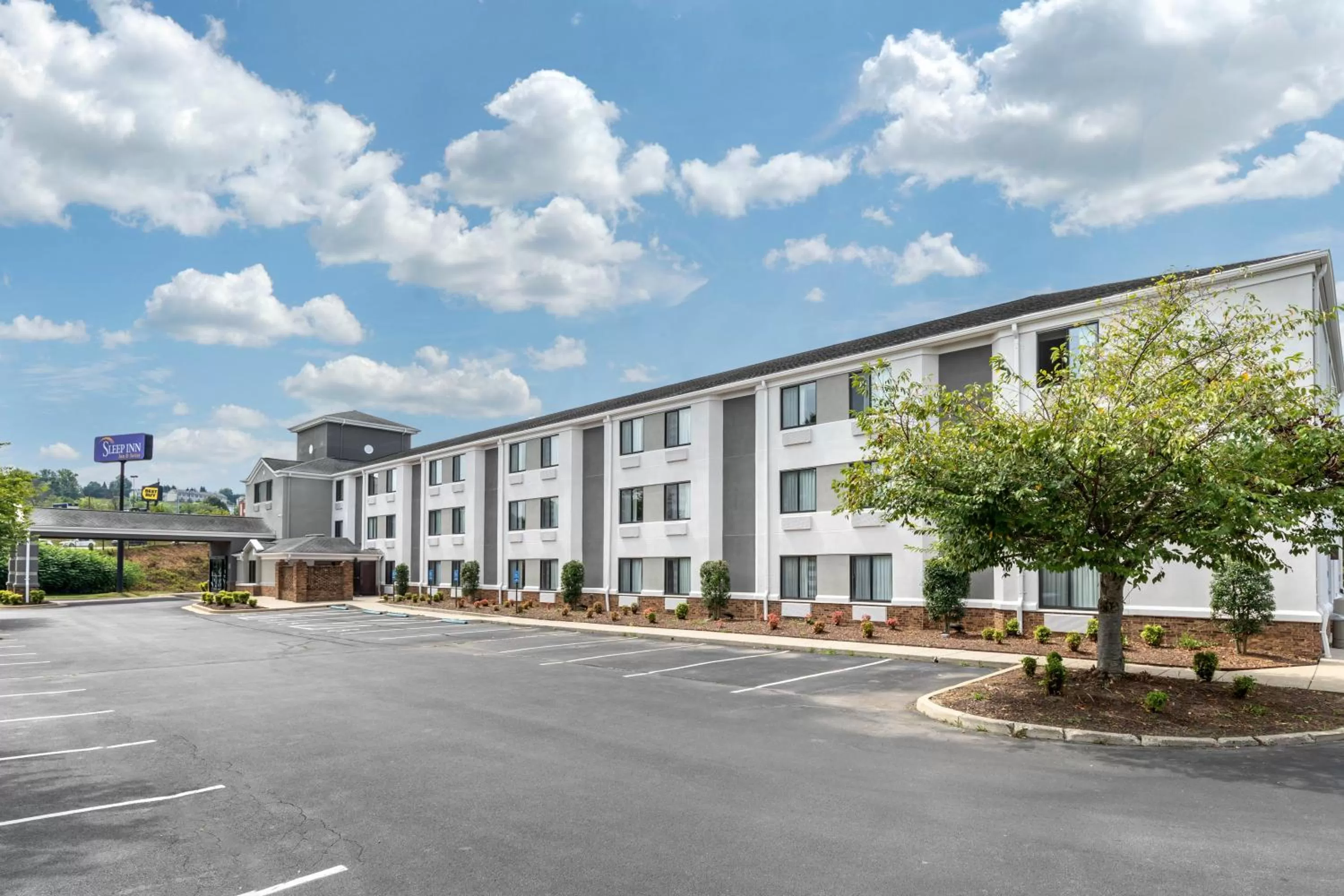 Property building in Sleep Inn & Suites Johnson City