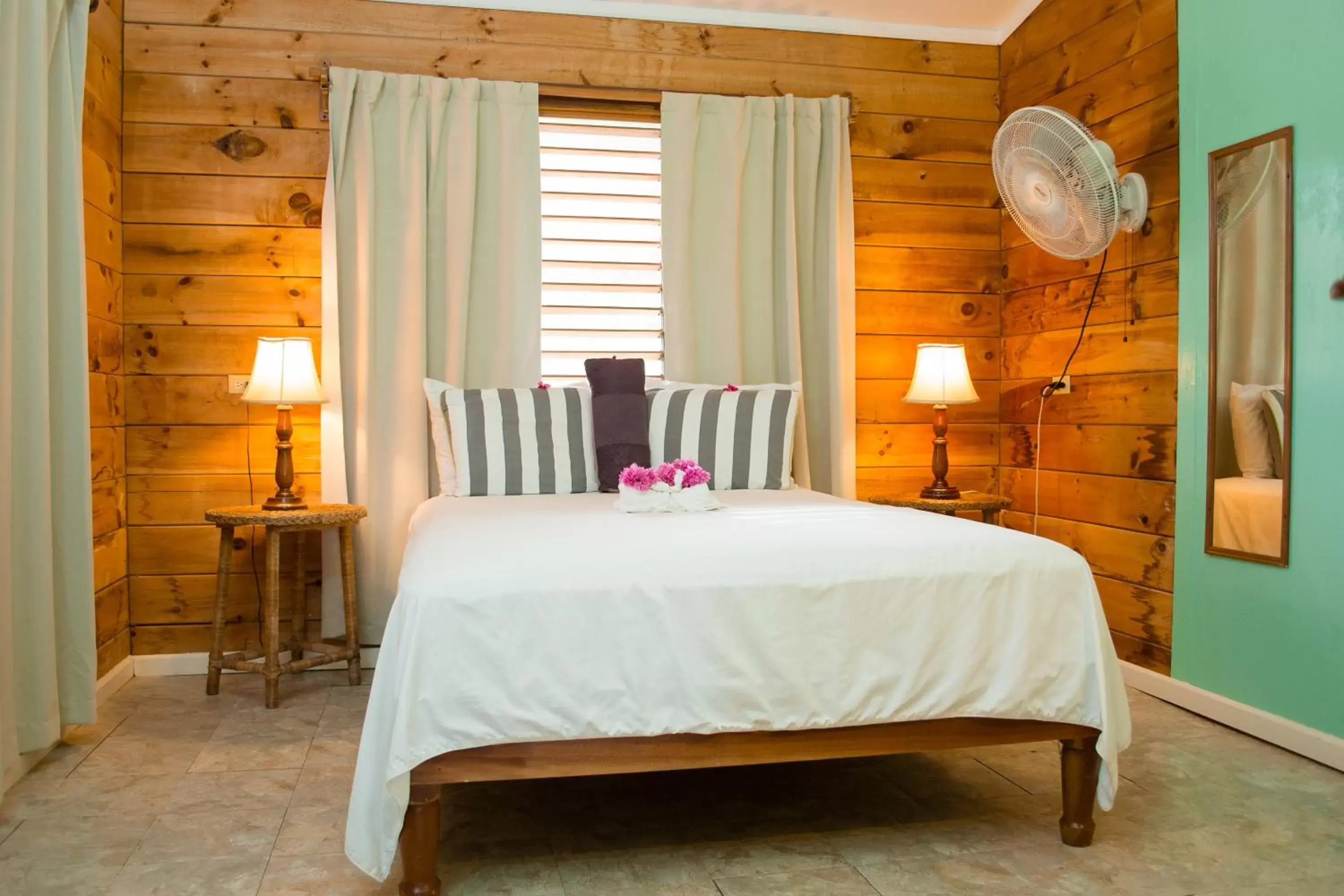 Garden View Cottage in The Westender Inn Garden View Cottage in The Westender Inn