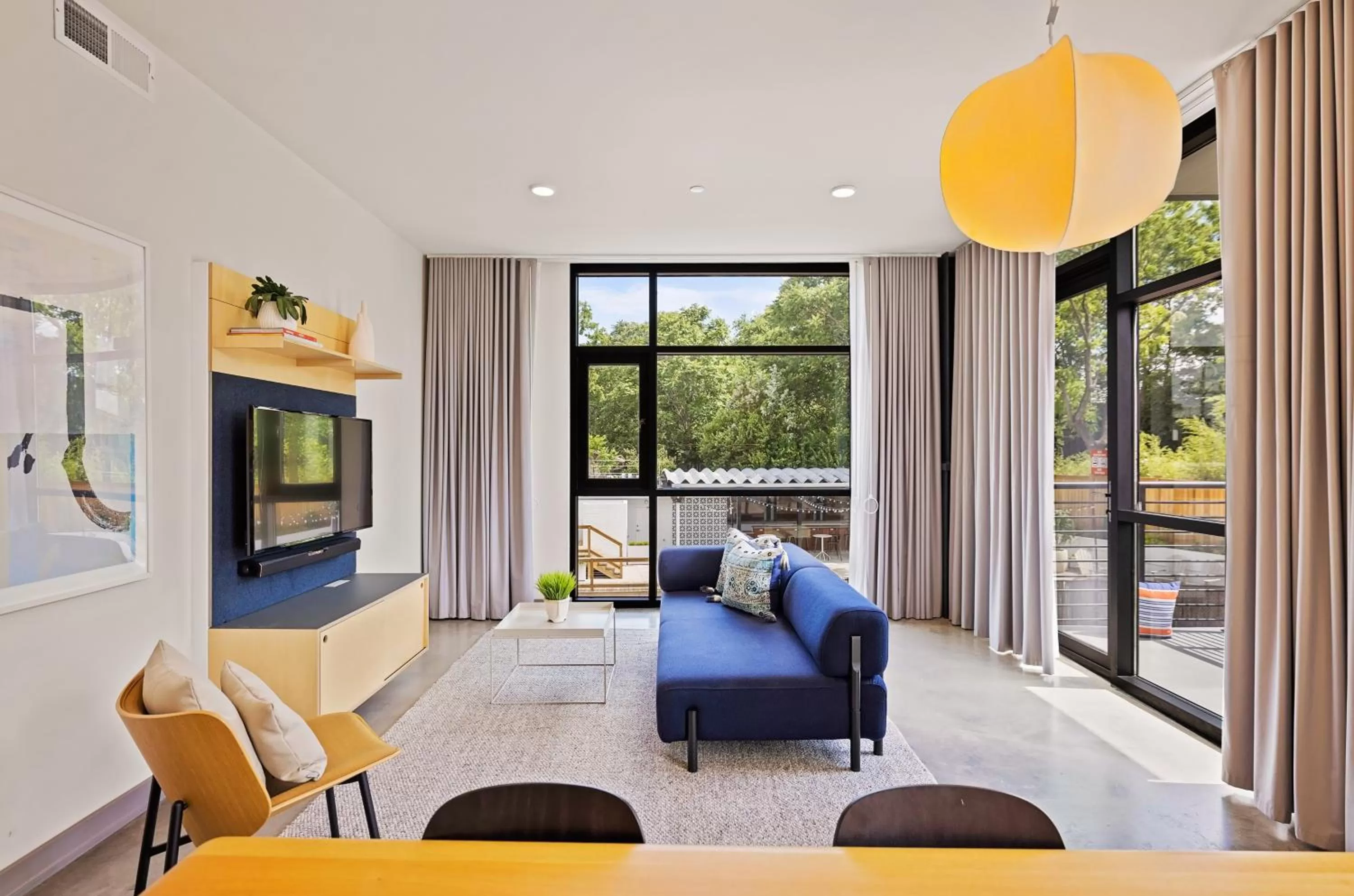 Living room in Harthall Hotel