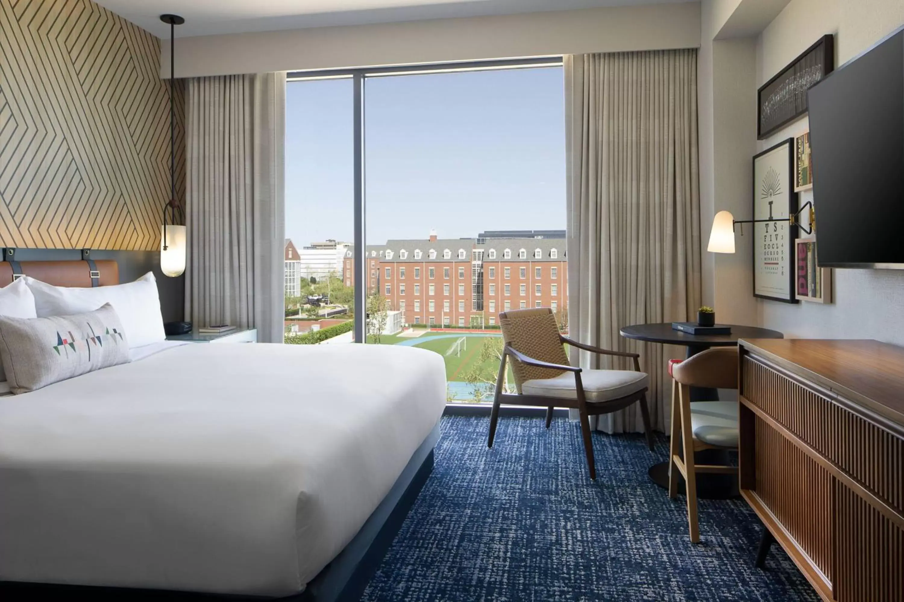 King Room with Urban View and Adapted Tub - Mobility and Hearing Accessible in The Ellison, Oklahoma City, a Tribute Portfolio Hotel King Room with Urban View and Adapted Tub - Mobility and Hearing Accessible in The Ellison, Oklahoma City, a Tribute Portfolio Hotel