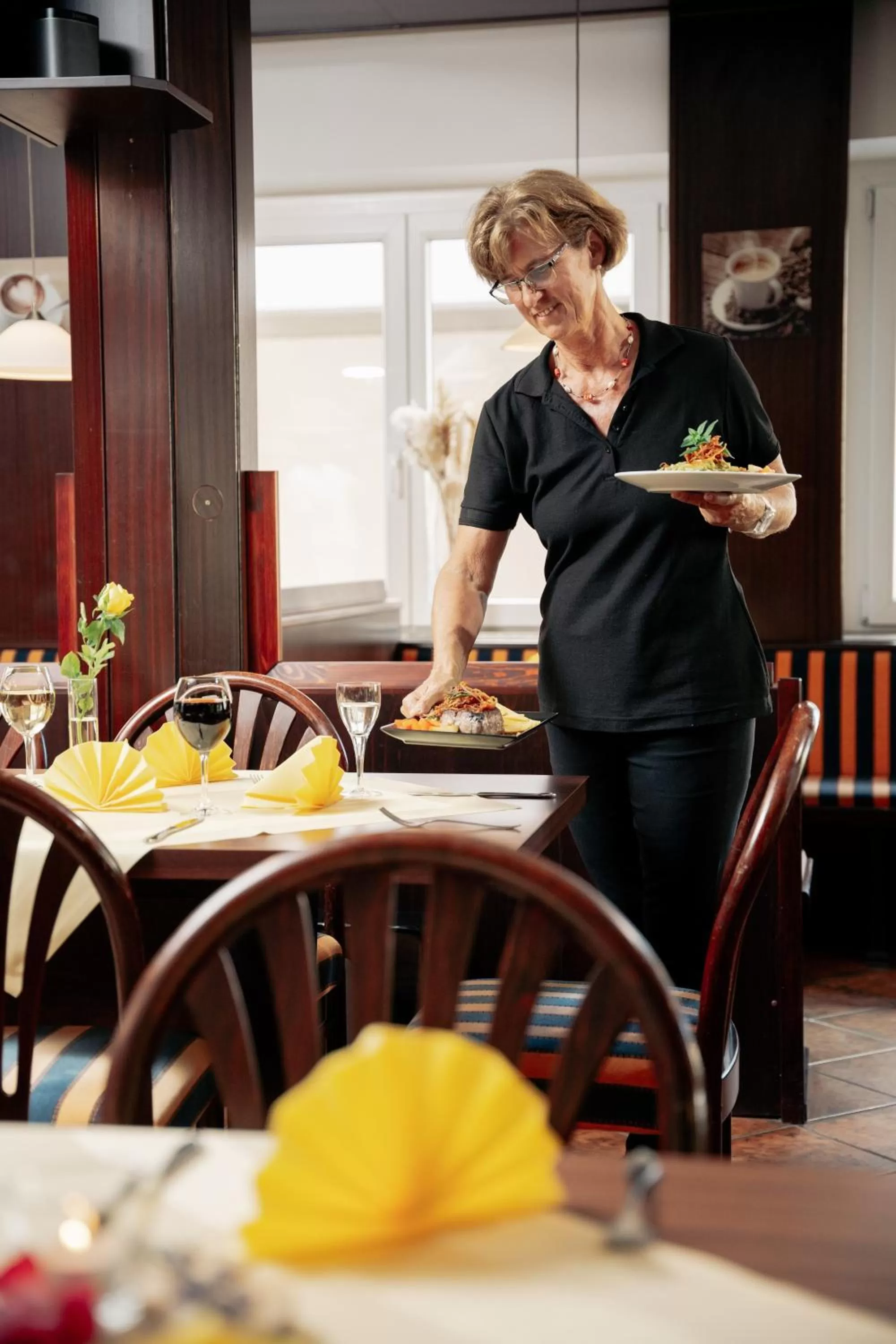 People, Restaurant/Places to Eat in Hotel Park Cafe Reichl