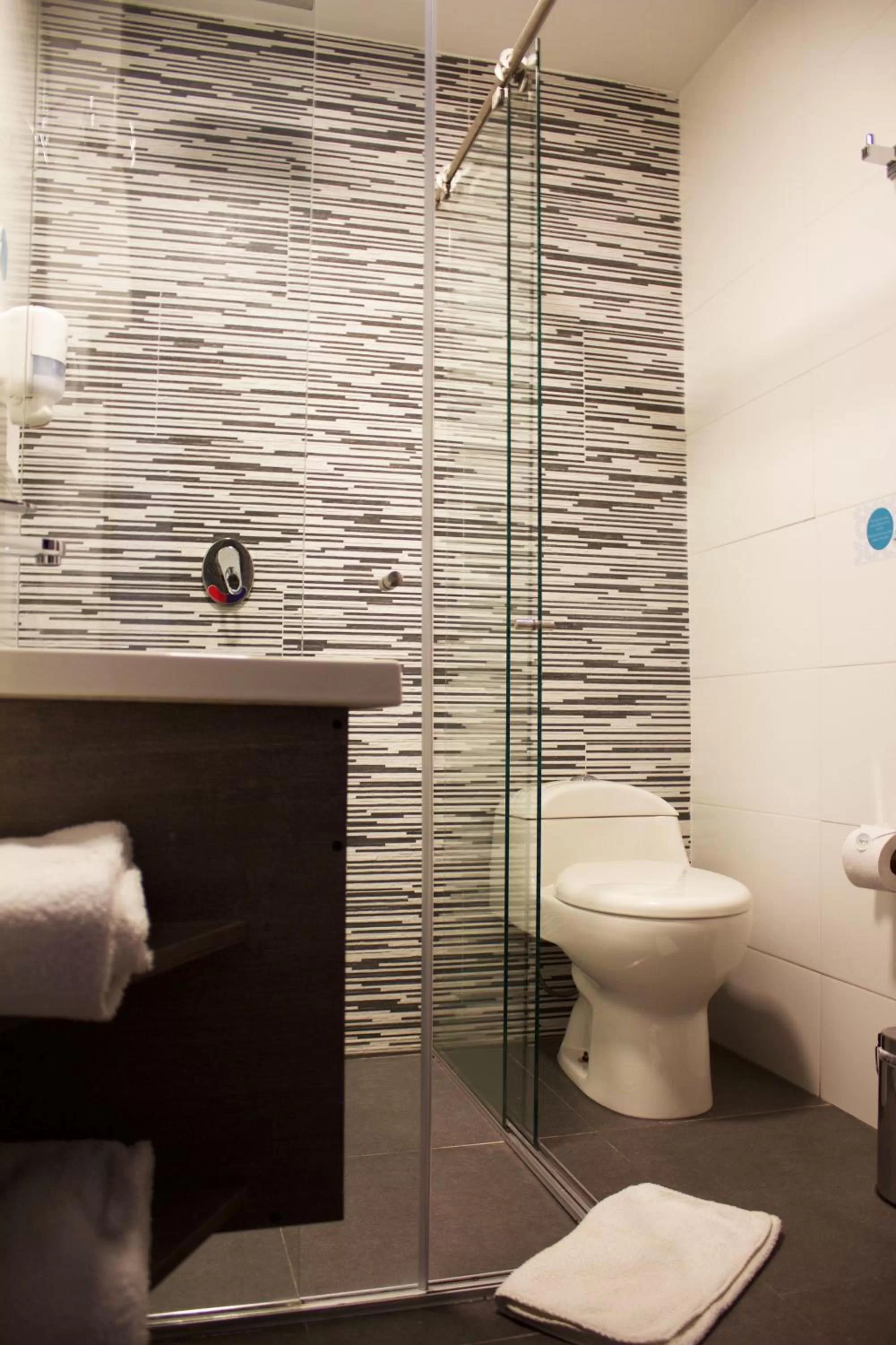 Shower, Bathroom in Agora Suites Self-Service Boutique Hotel