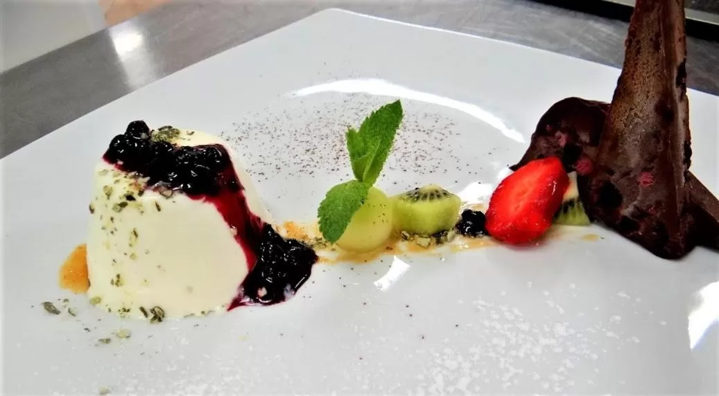 Food in The Old House Family Hotel