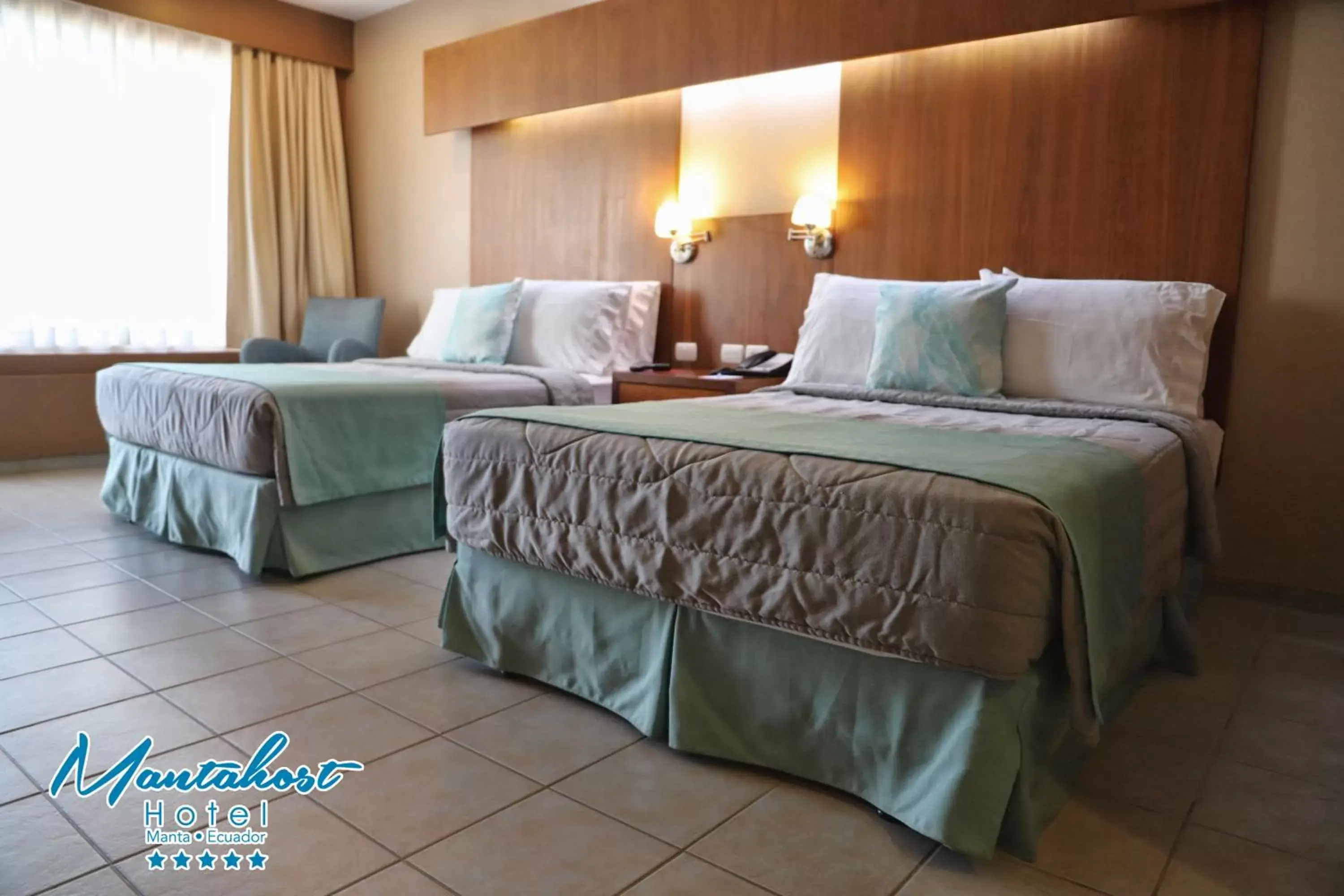 Standard Twin Room in MantaHost Hotel Standard Twin Room in MantaHost Hotel