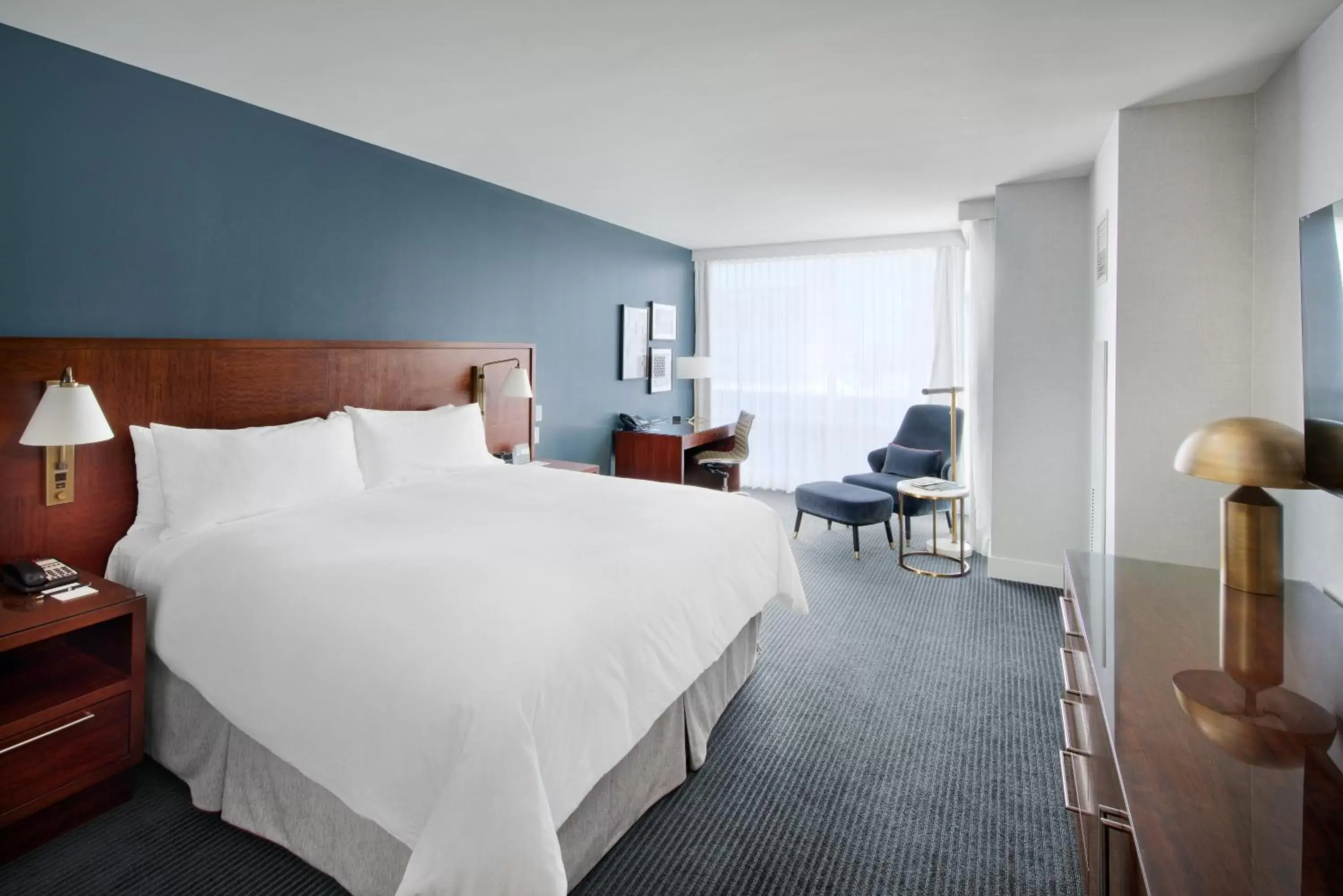 Classic King Room with Skyline view in InterContinental San Francisco, an IHG Hotel Classic King Room with Skyline view in InterContinental San Francisco, an IHG Hotel