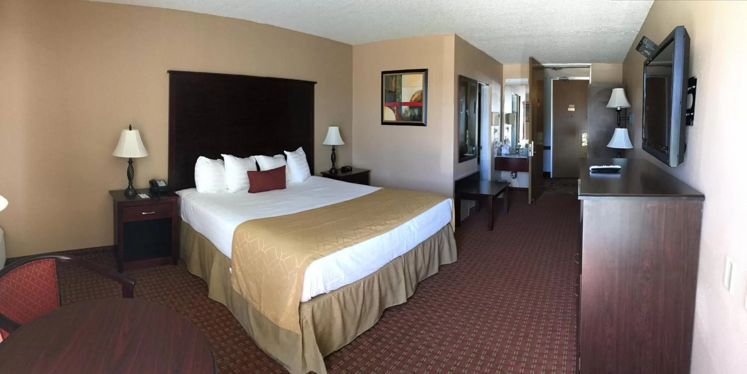 Photo of the whole room, Bed in Travelodge by Wyndham Lakeland