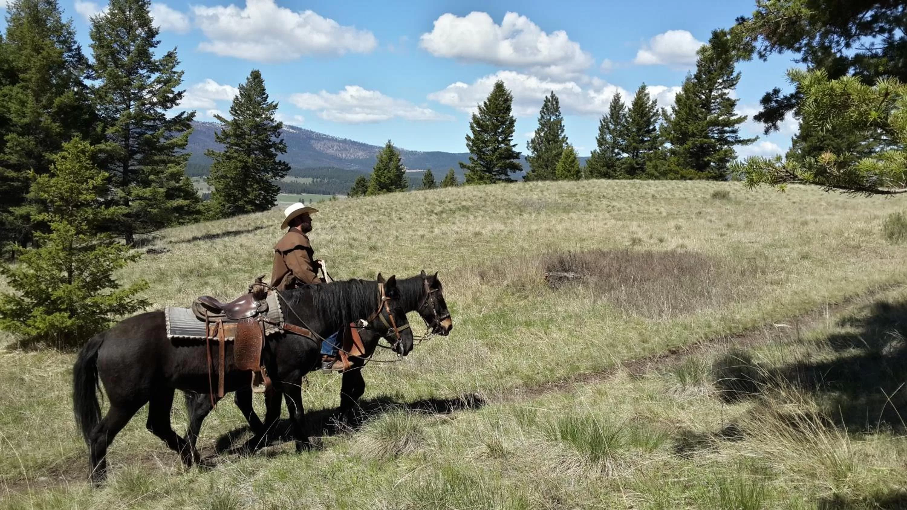 Horse-riding in Lonesome Dove Ranch