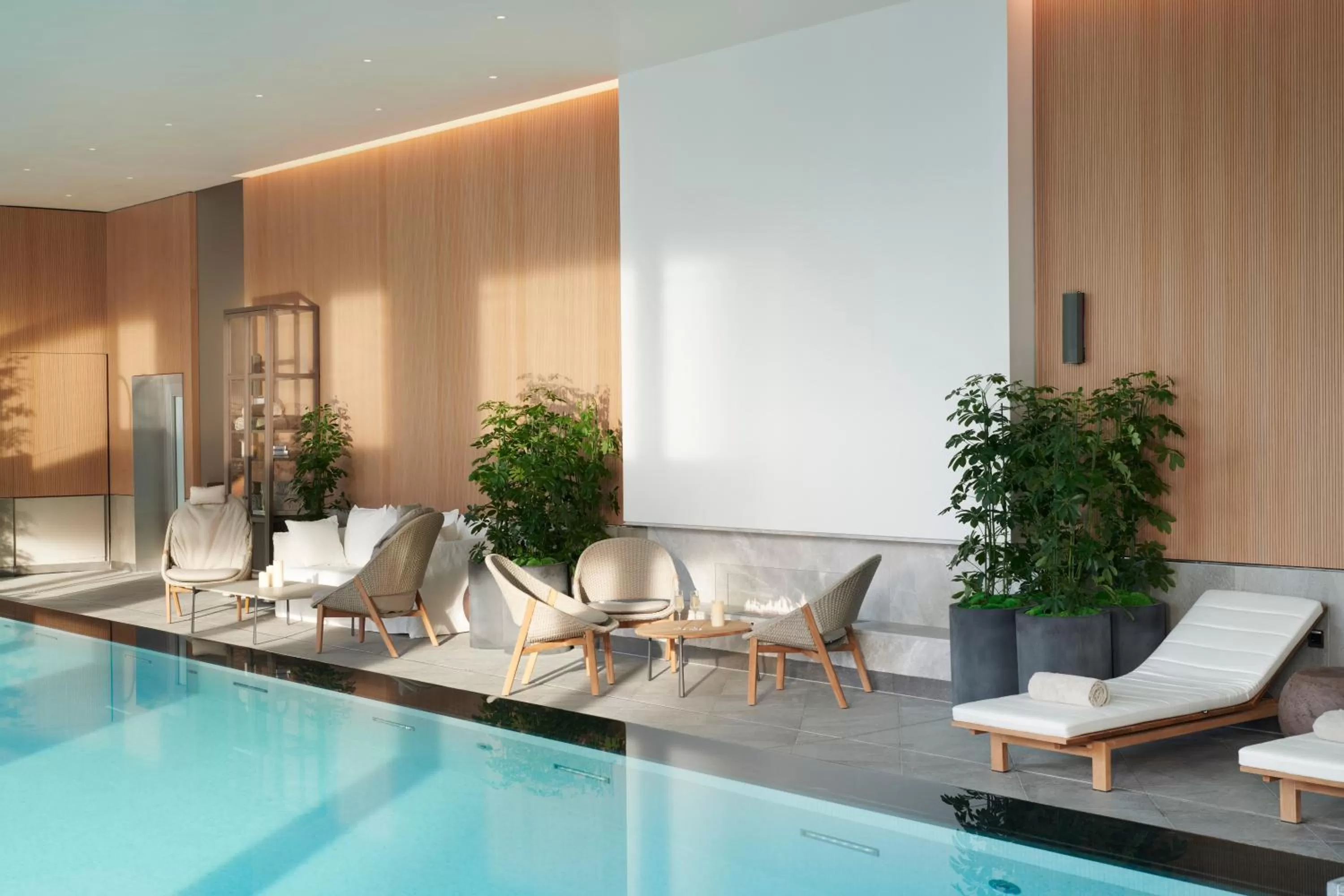 Swimming pool in Pan Pacific London
