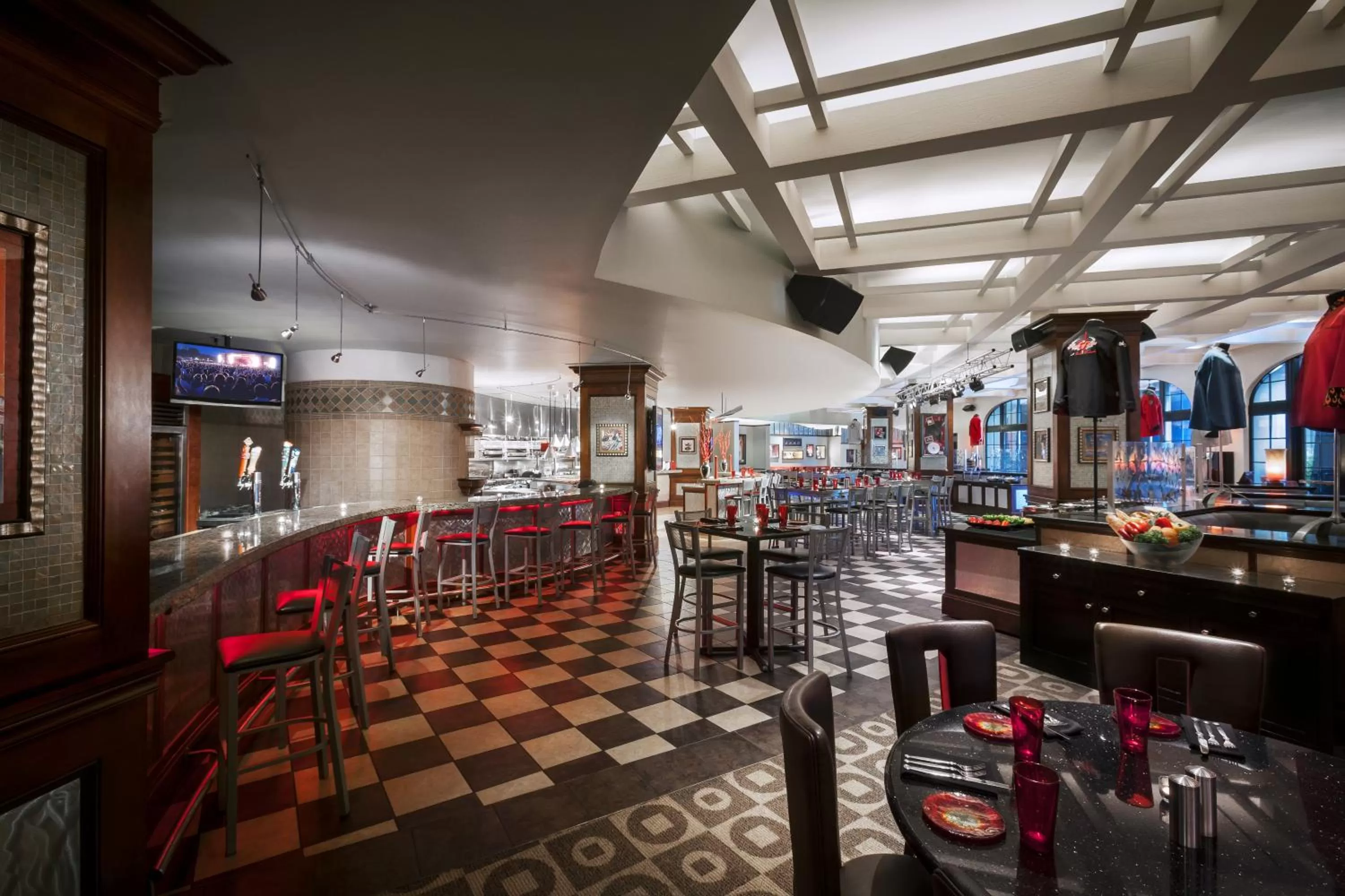 Restaurant/places to eat in Universal's Hard Rock Hotel®