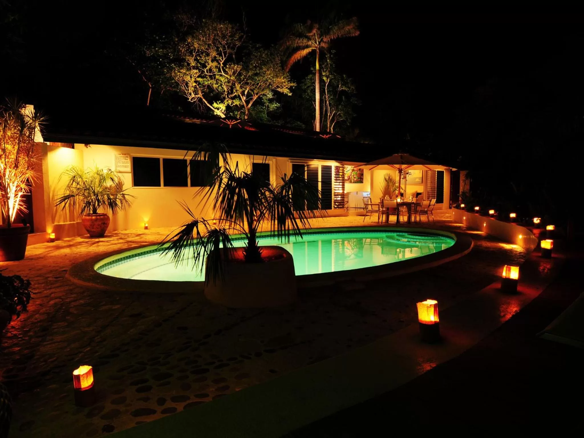 Property building in Geejam