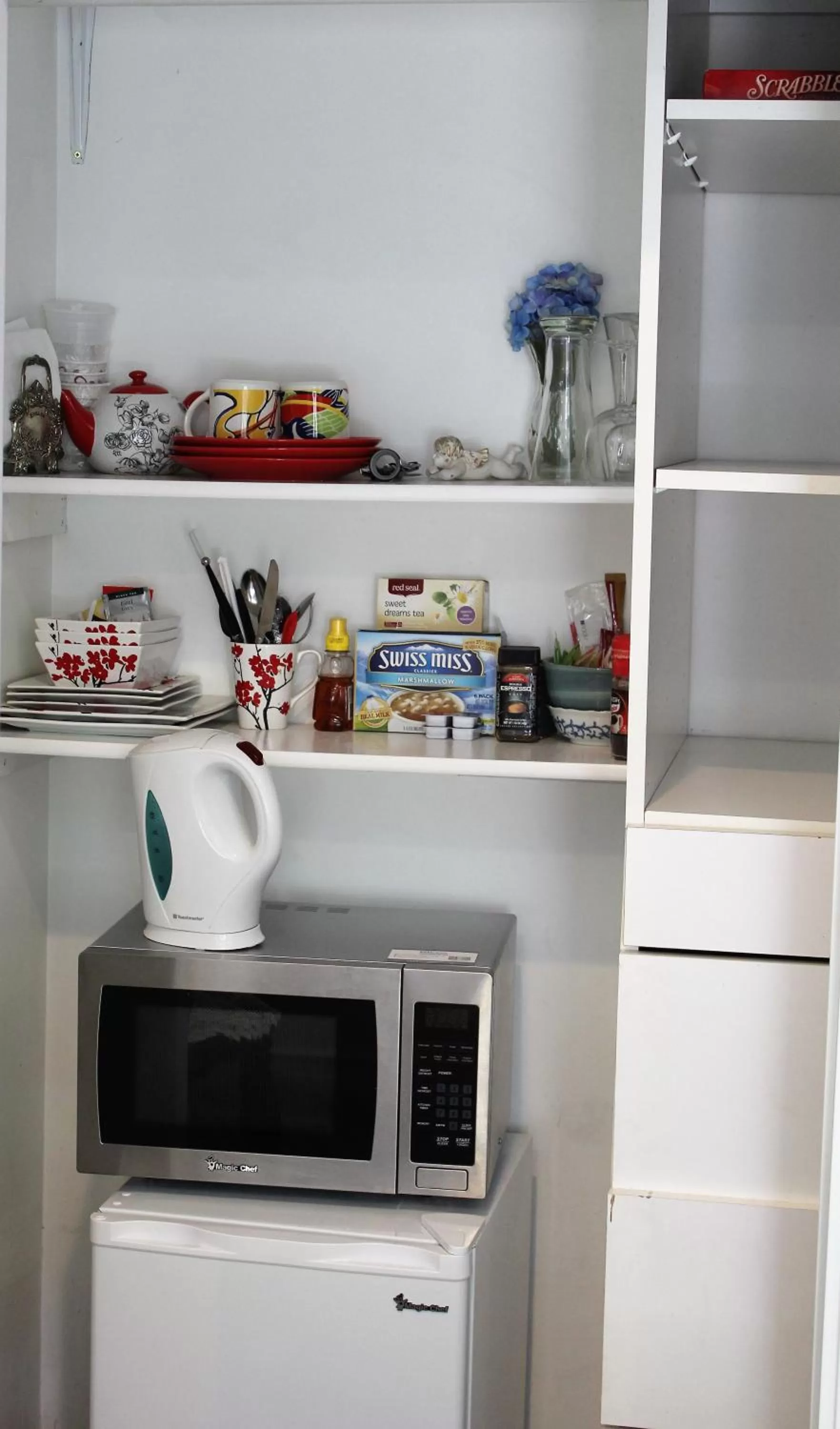 Coffee/tea facilities in Sweet Dreams B&B LA