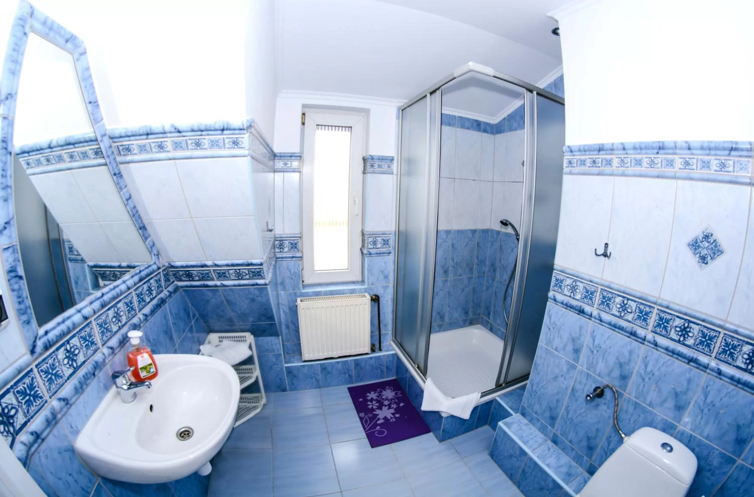 Bathroom in Noclegi Europa