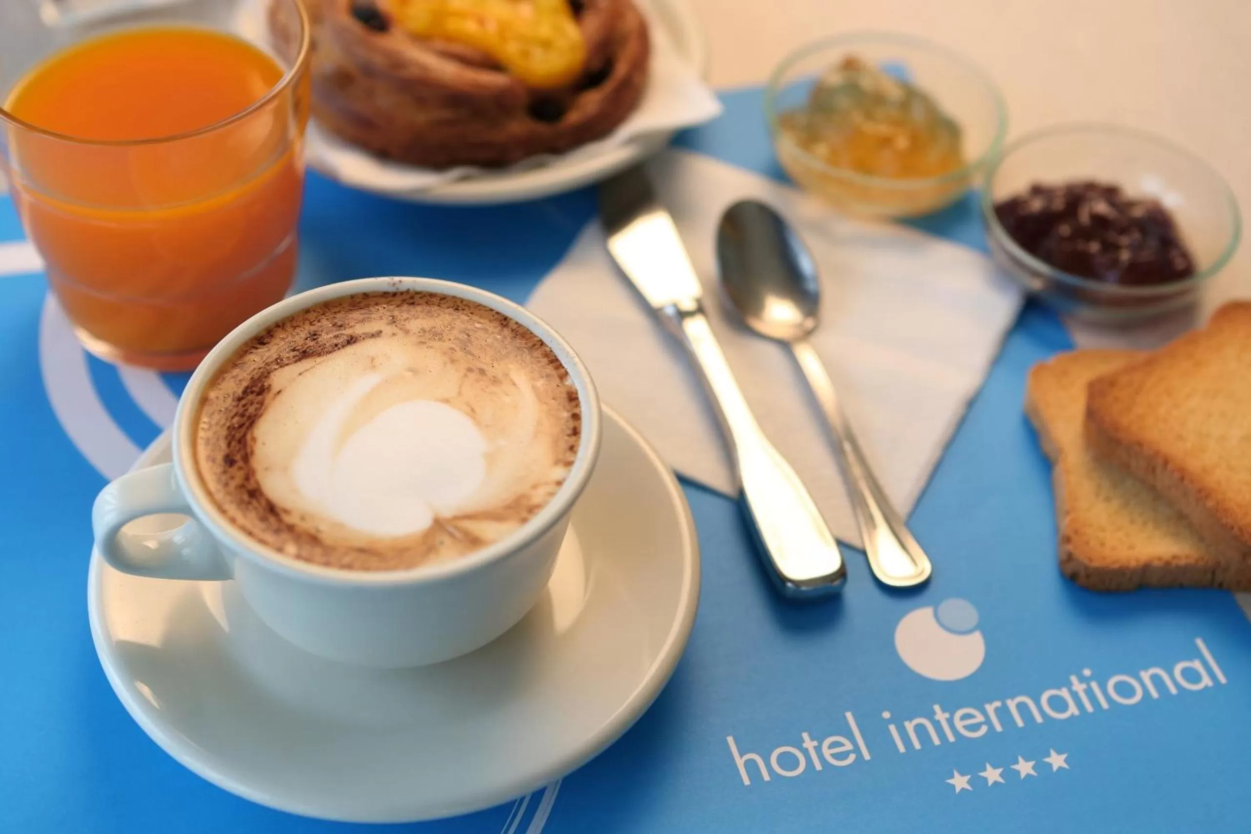 Food in Hotel International