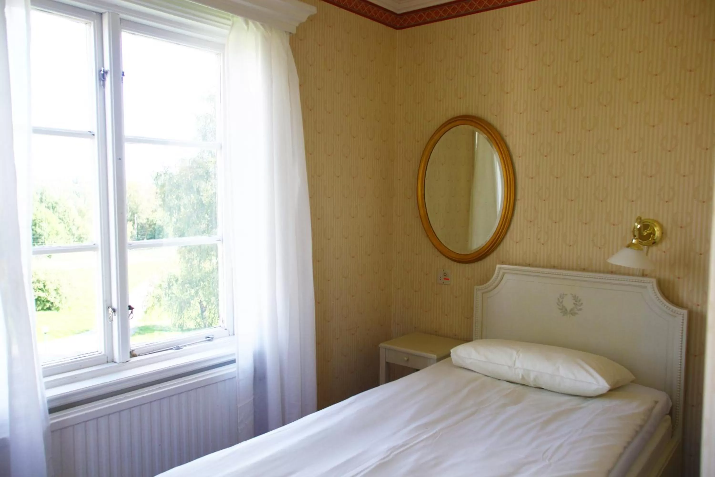 Bedroom, Bed in Nyhyttans Kurort