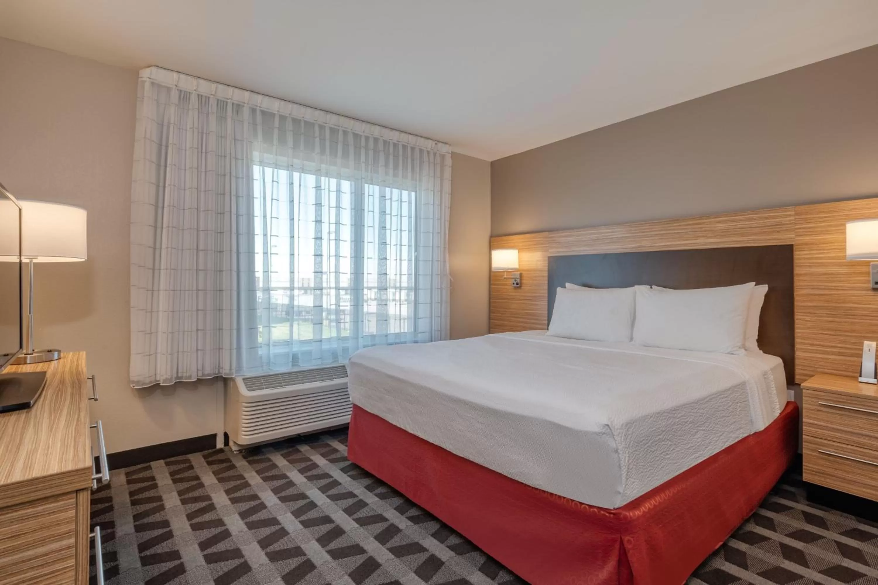 Bedroom, Bed in TownePlace Suites by Marriott Indianapolis Airport
