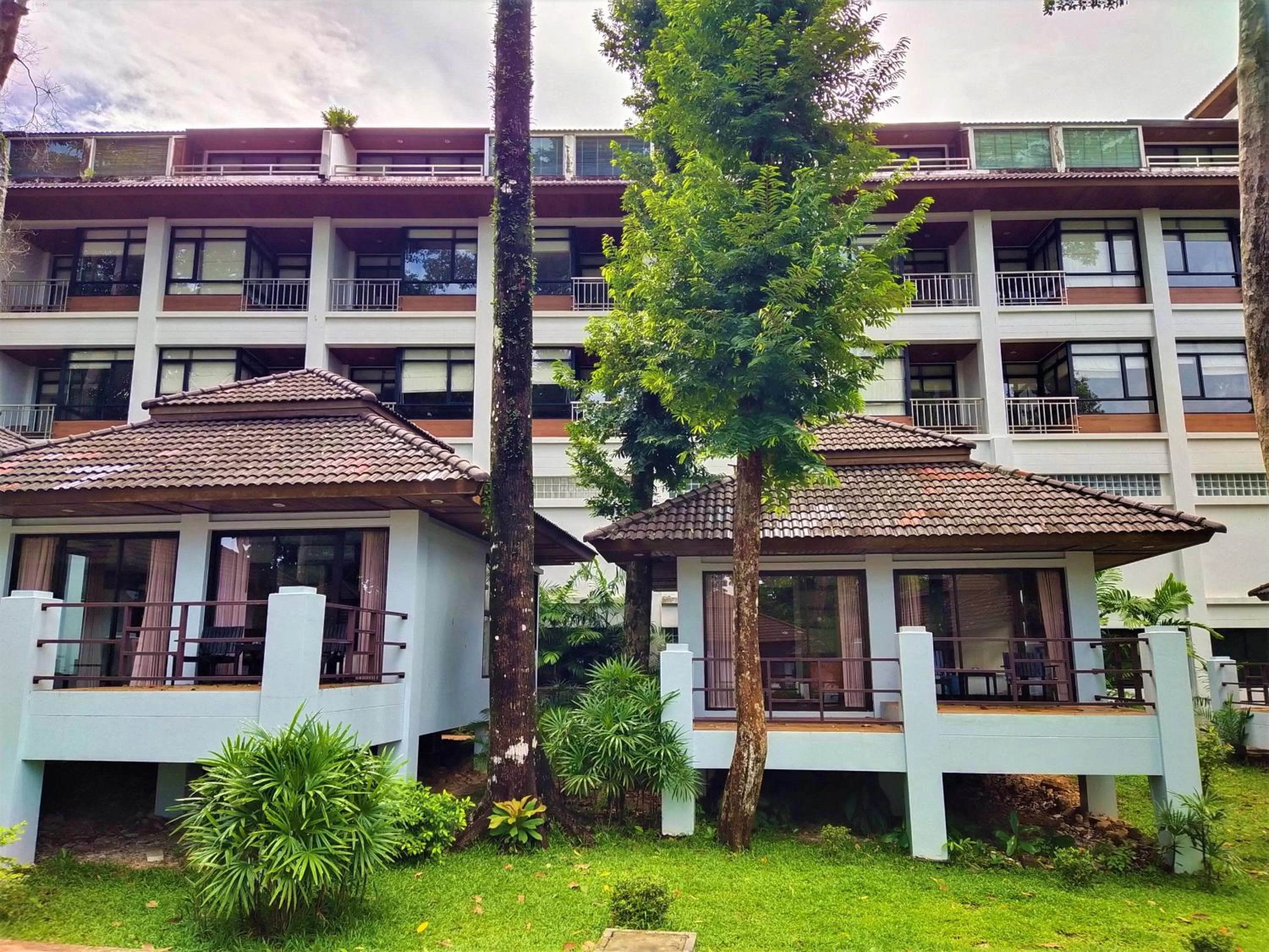 Property building in Chang Buri Resort & Koh Chang Hillside