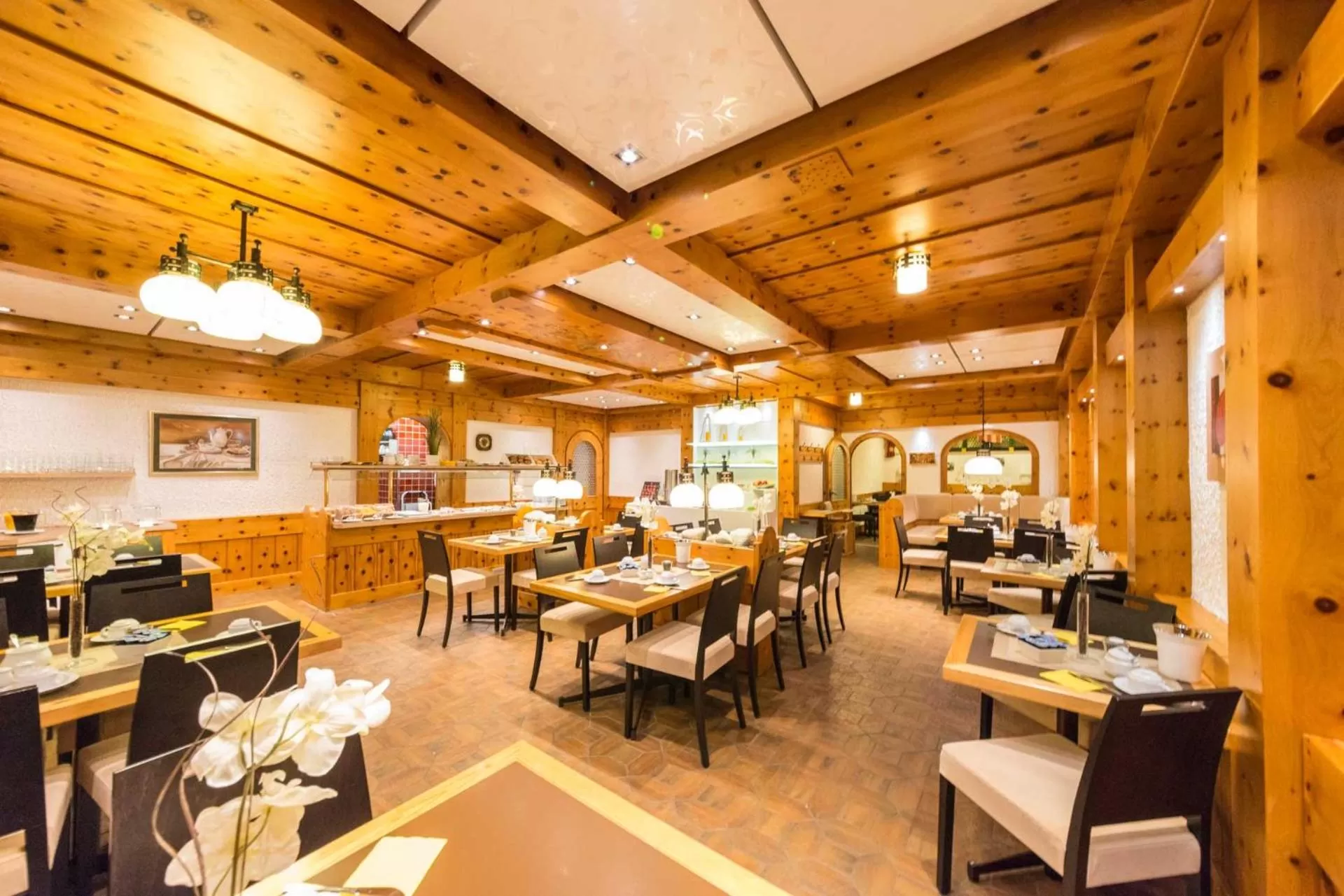 Restaurant/Places to Eat in Landhotel Steiner