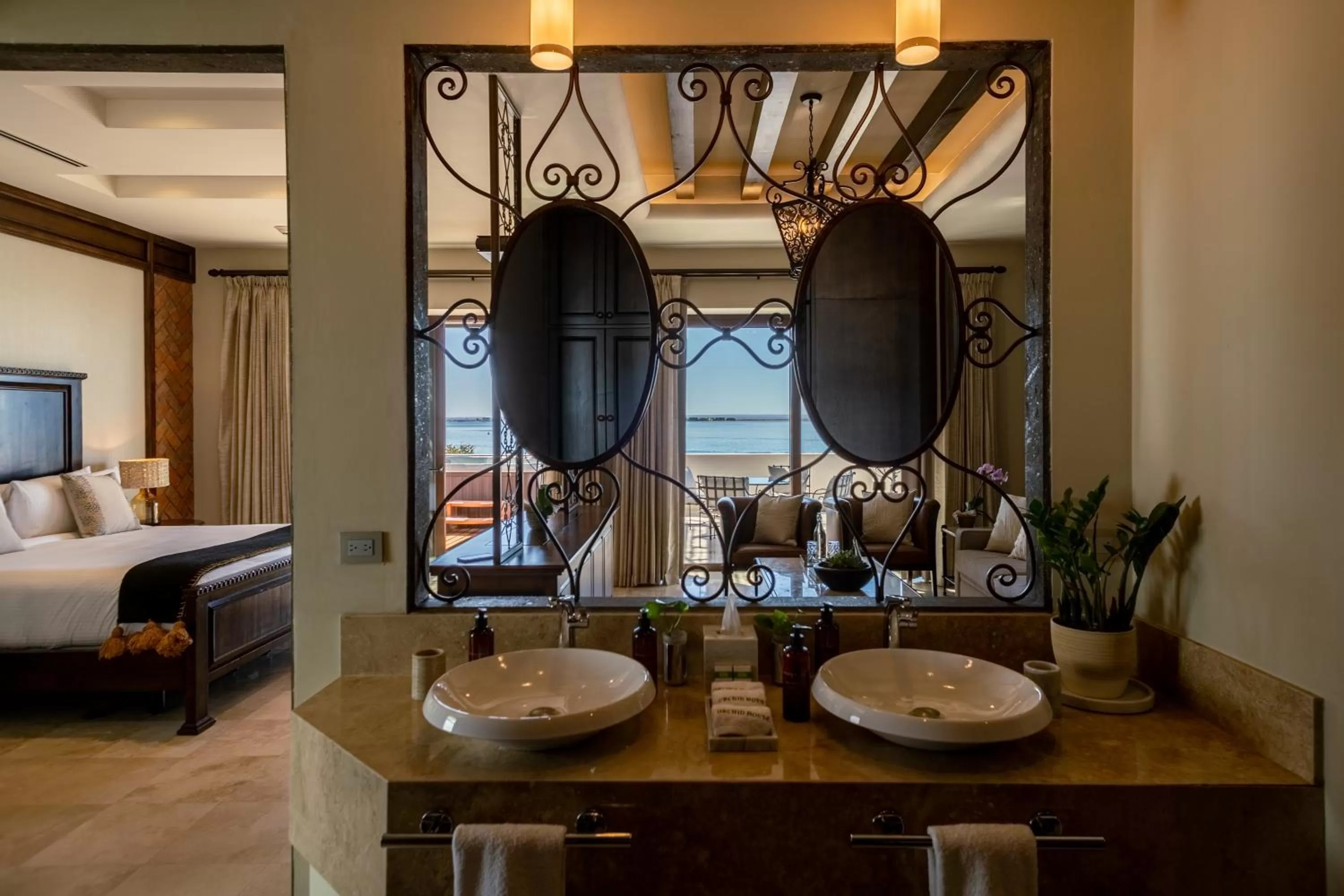 Bathroom, Bed in Orchid House Baja