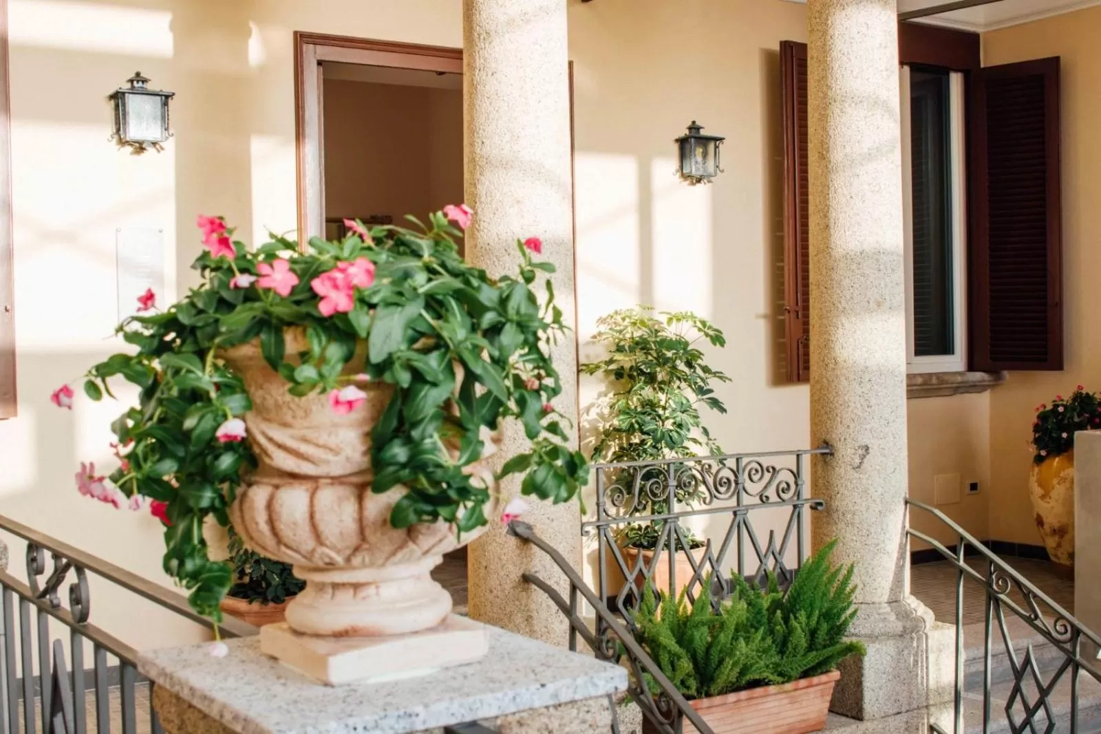 Inner courtyard view in Le Corti - Dimora storica